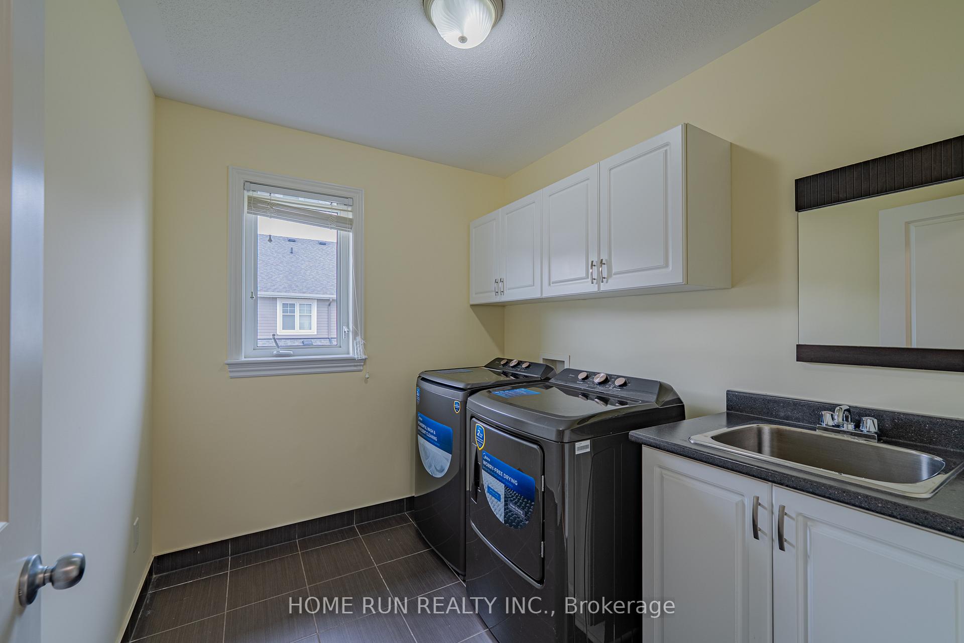 Photo 41 of 393 Grammond Circle, Ottawa, Avalon West — HOMEH
