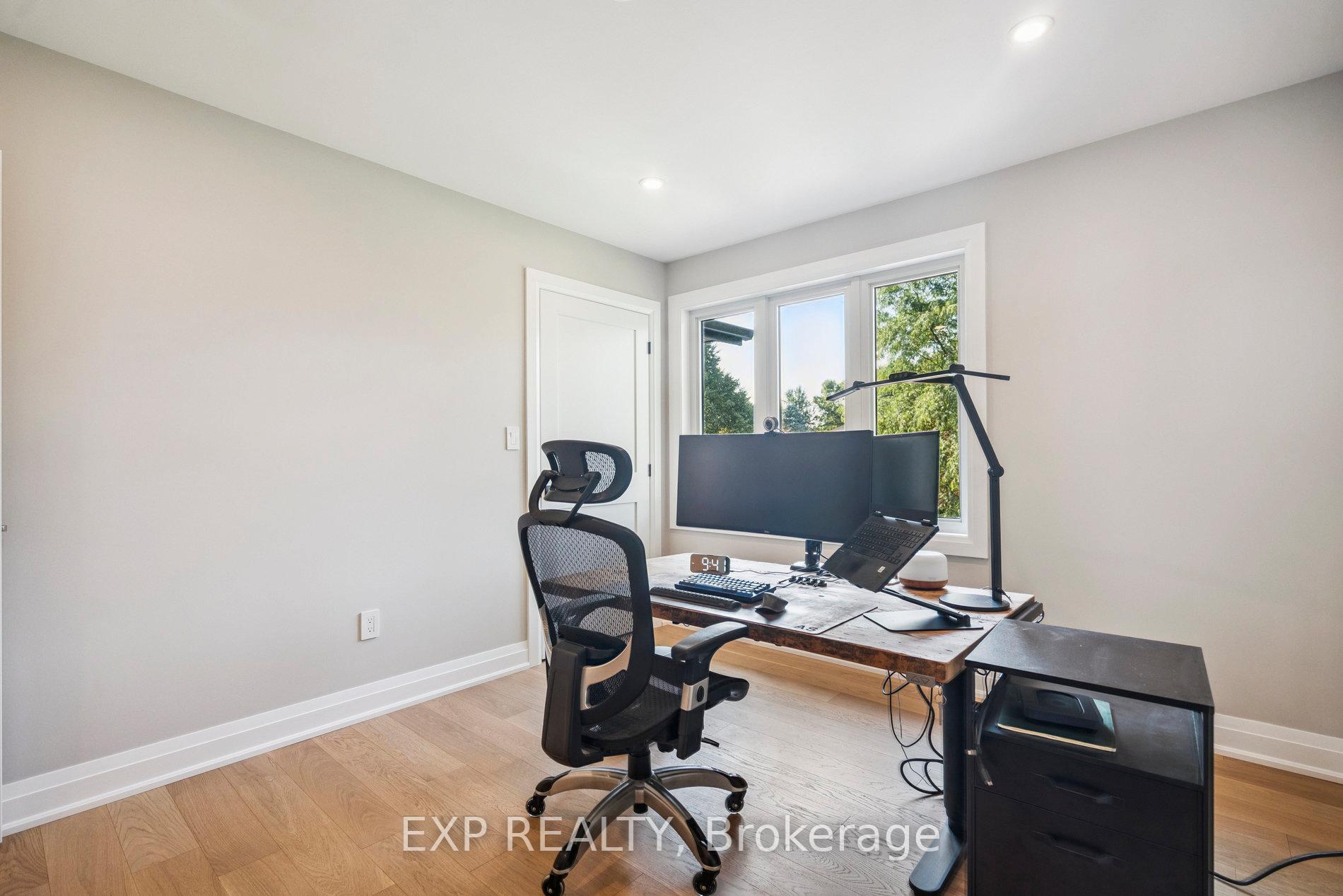Photo 19 of 29 Kevin Drive, Pelham, Fonthill — HOMEH