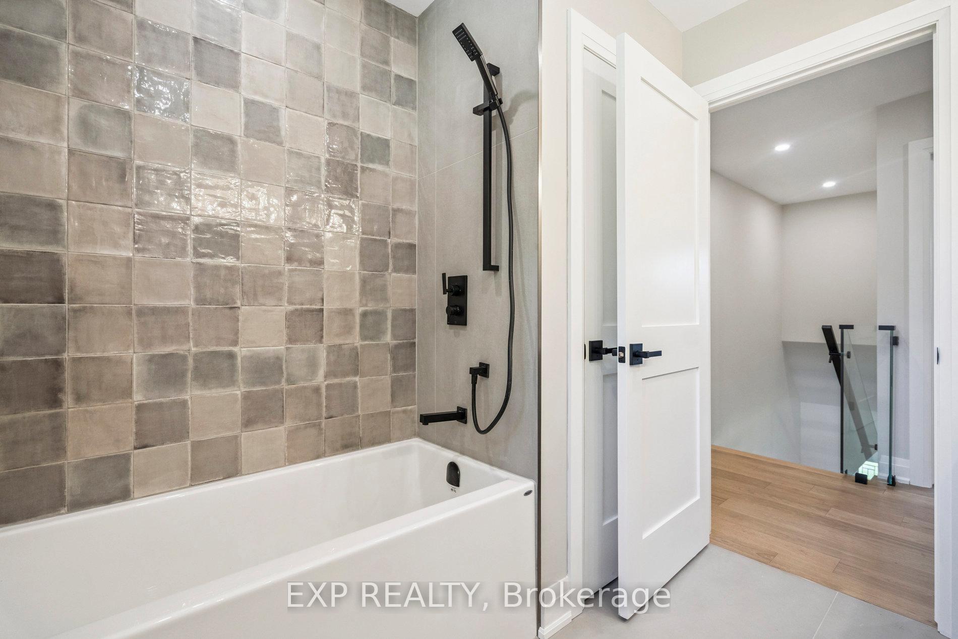 Photo 22 of 29 Kevin Drive, Pelham, Fonthill — HOMEH