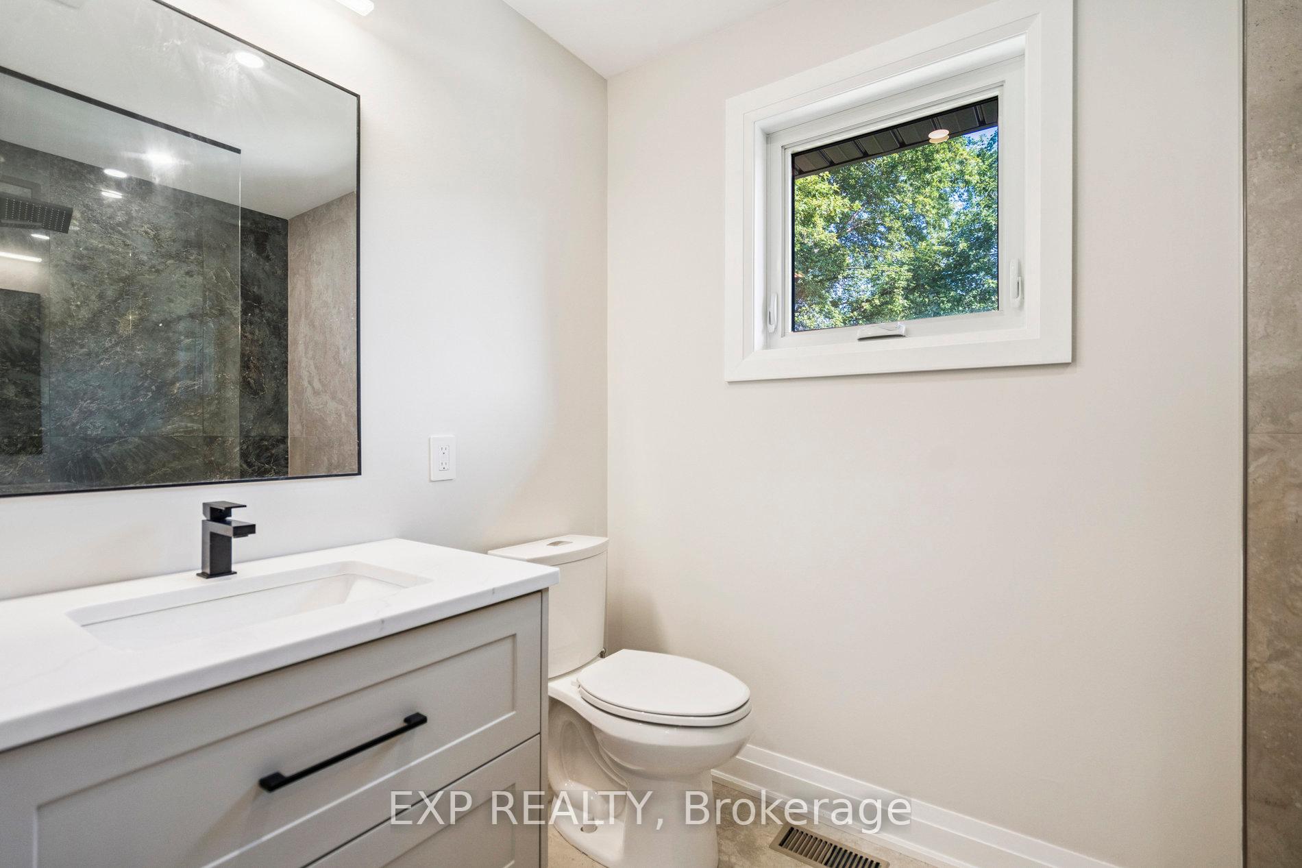 Photo 25 of 29 Kevin Drive, Pelham, Fonthill — HOMEH