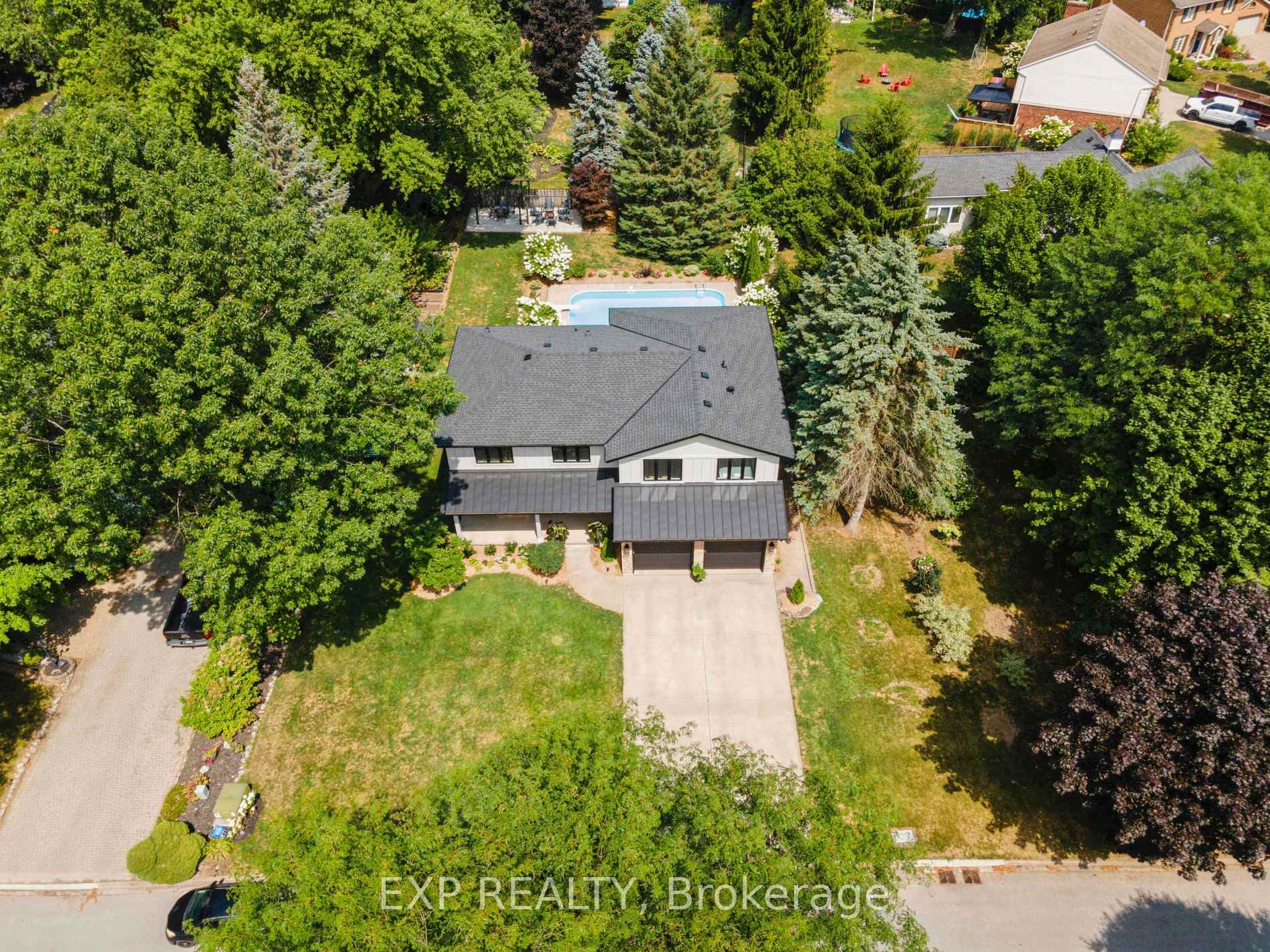 Photo 43 of 29 Kevin Drive, Pelham, Fonthill — HOMEH