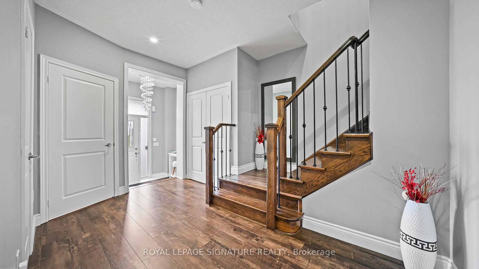 Photo 6 of 65 Kingsmere Crescent, New Tecumseth, Alliston — HOMEH