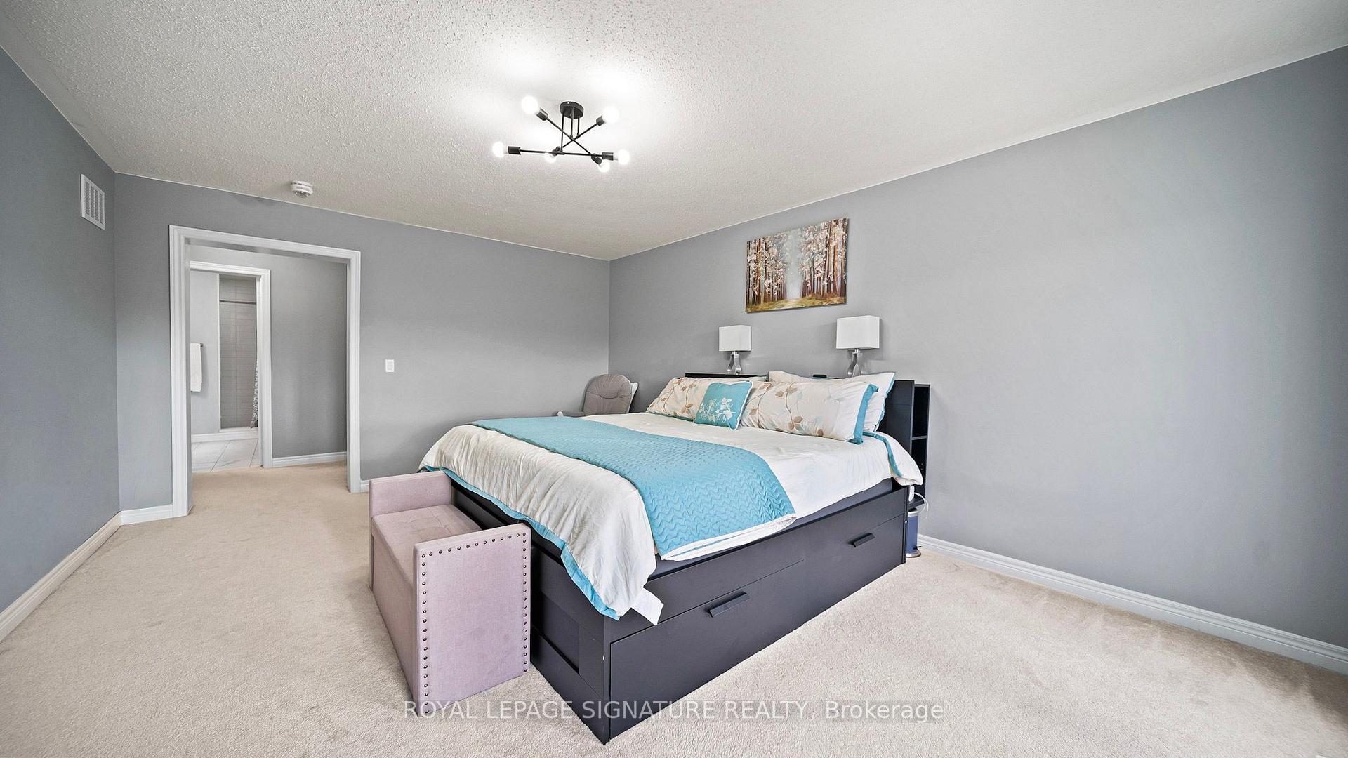 Photo 16 of 65 Kingsmere Crescent, New Tecumseth, Alliston — HOMEH