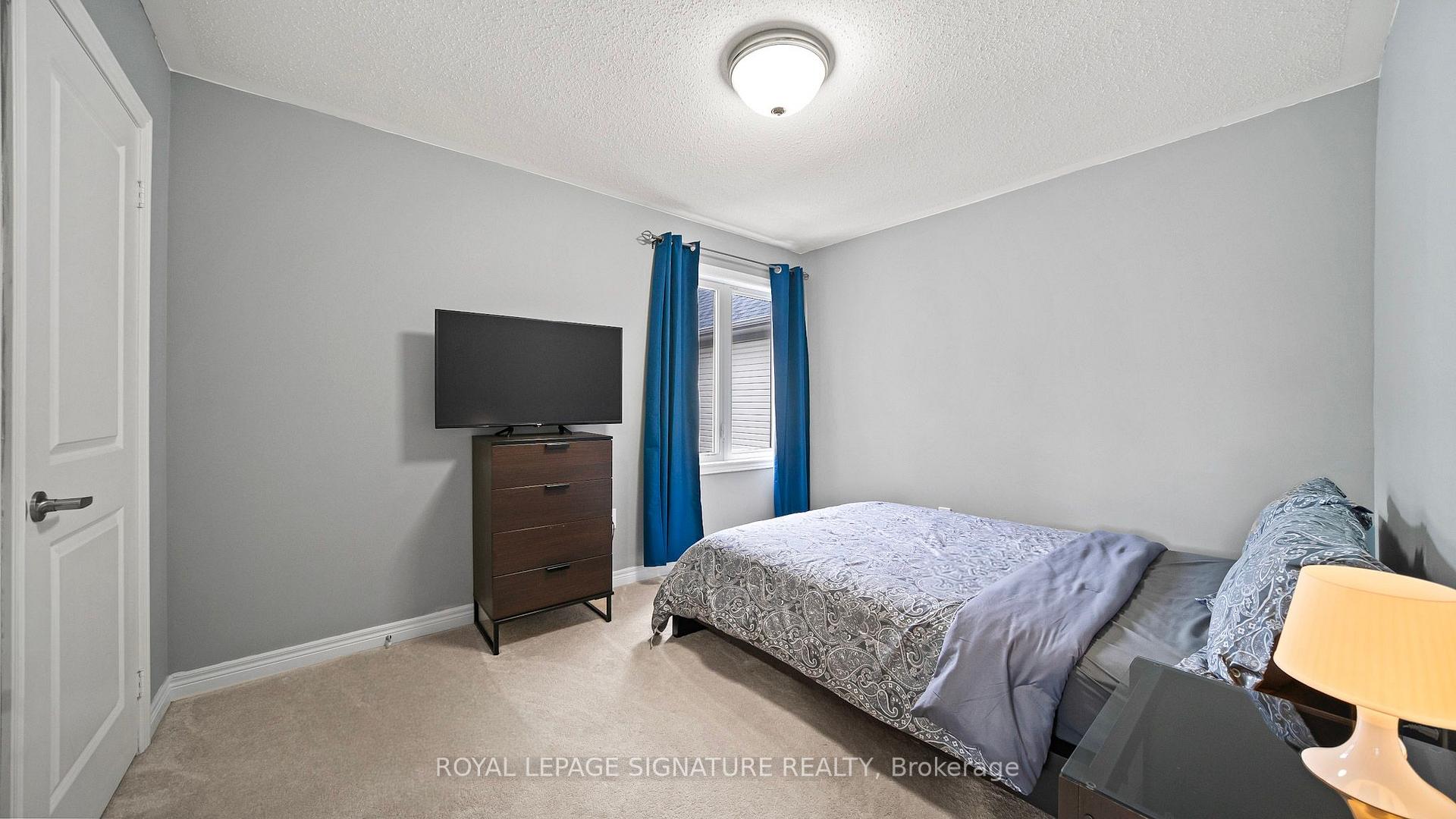 Photo 22 of 65 Kingsmere Crescent, New Tecumseth, Alliston — HOMEH