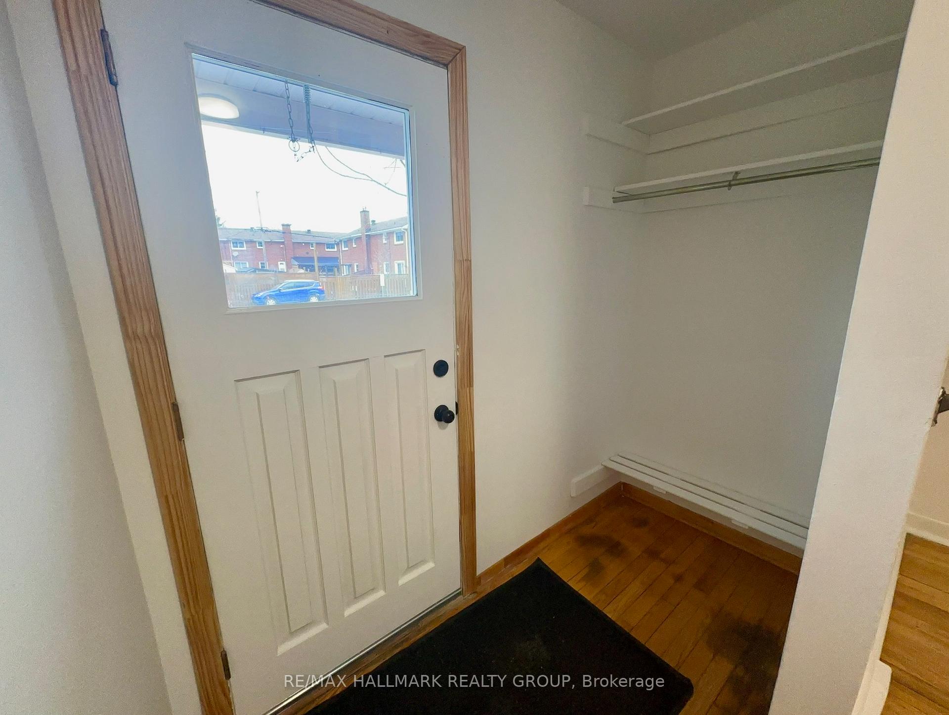 Photo 2 of 772 Borthwick Avenue S, Ottawa, Castle Heights/Rideau High — HOMEH