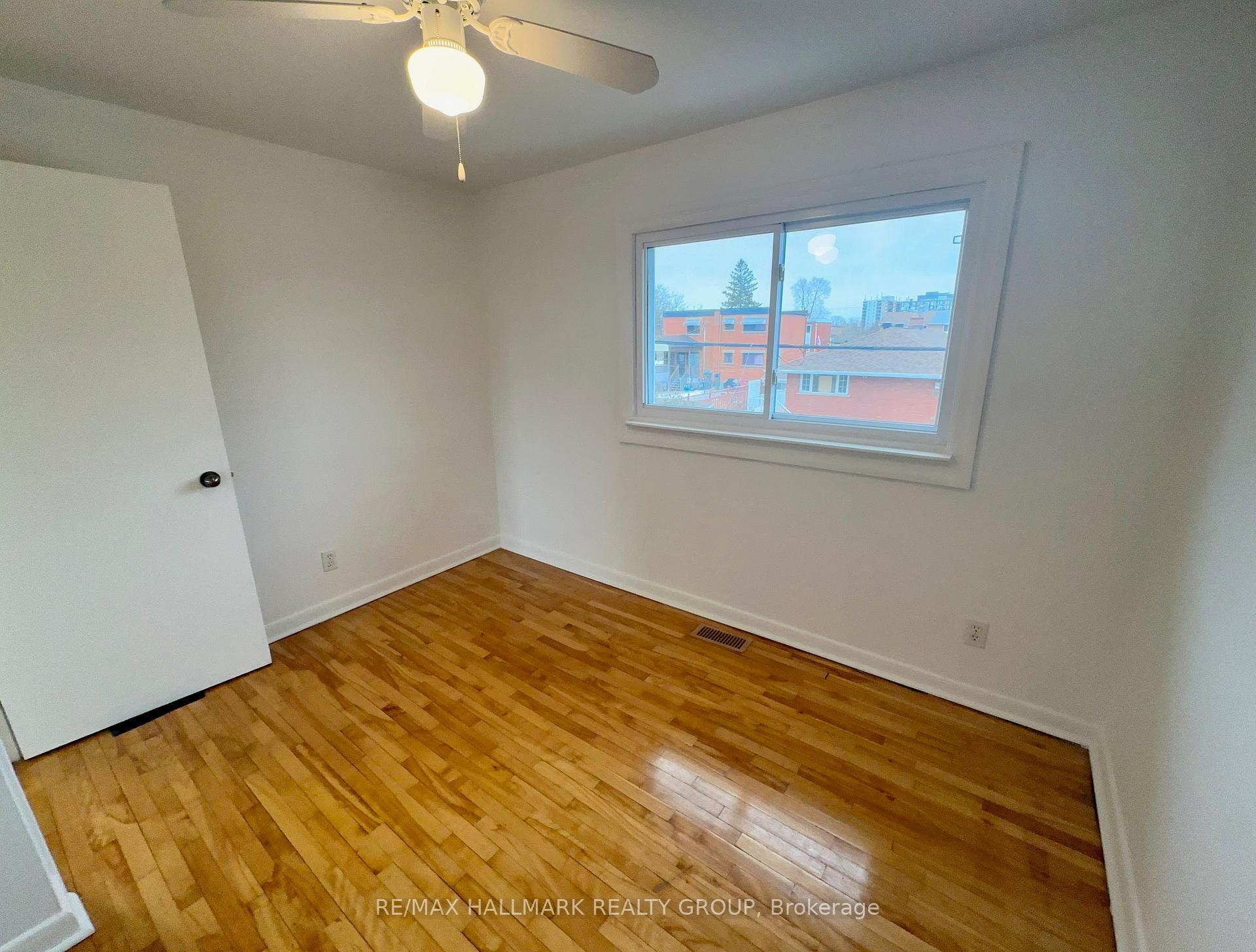 Photo 24 of 772 Borthwick Avenue S, Ottawa, Castle Heights/Rideau High — HOMEH