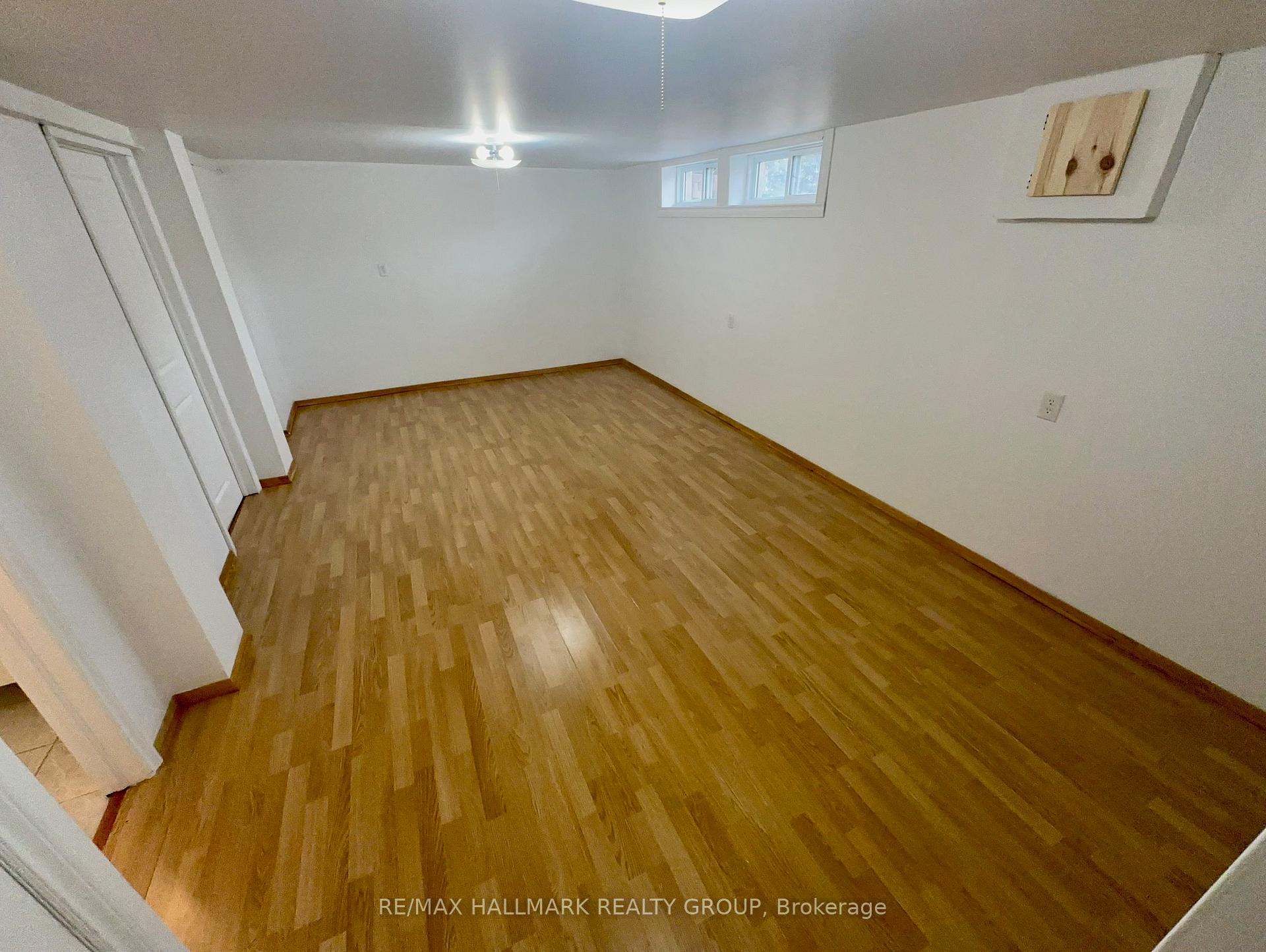 Photo 25 of 772 Borthwick Avenue S, Ottawa, Castle Heights/Rideau High — HOMEH