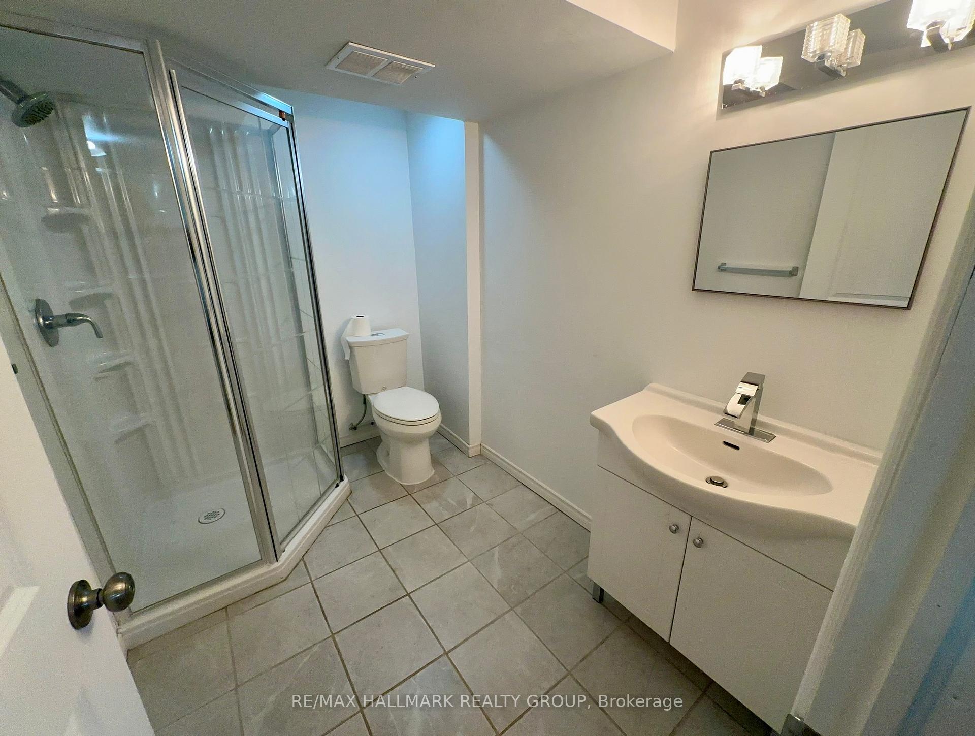 Photo 27 of 772 Borthwick Avenue S, Ottawa, Castle Heights/Rideau High — HOMEH