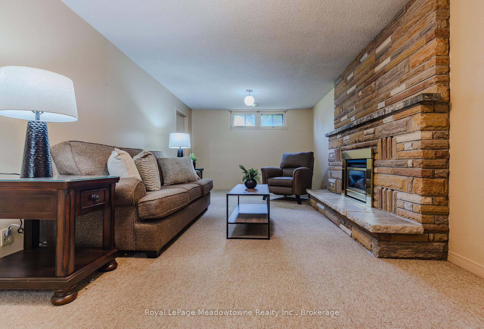 Photo 39 of 840 Cedarbrae Avenue, Milton, Dorset Park — HOMEH