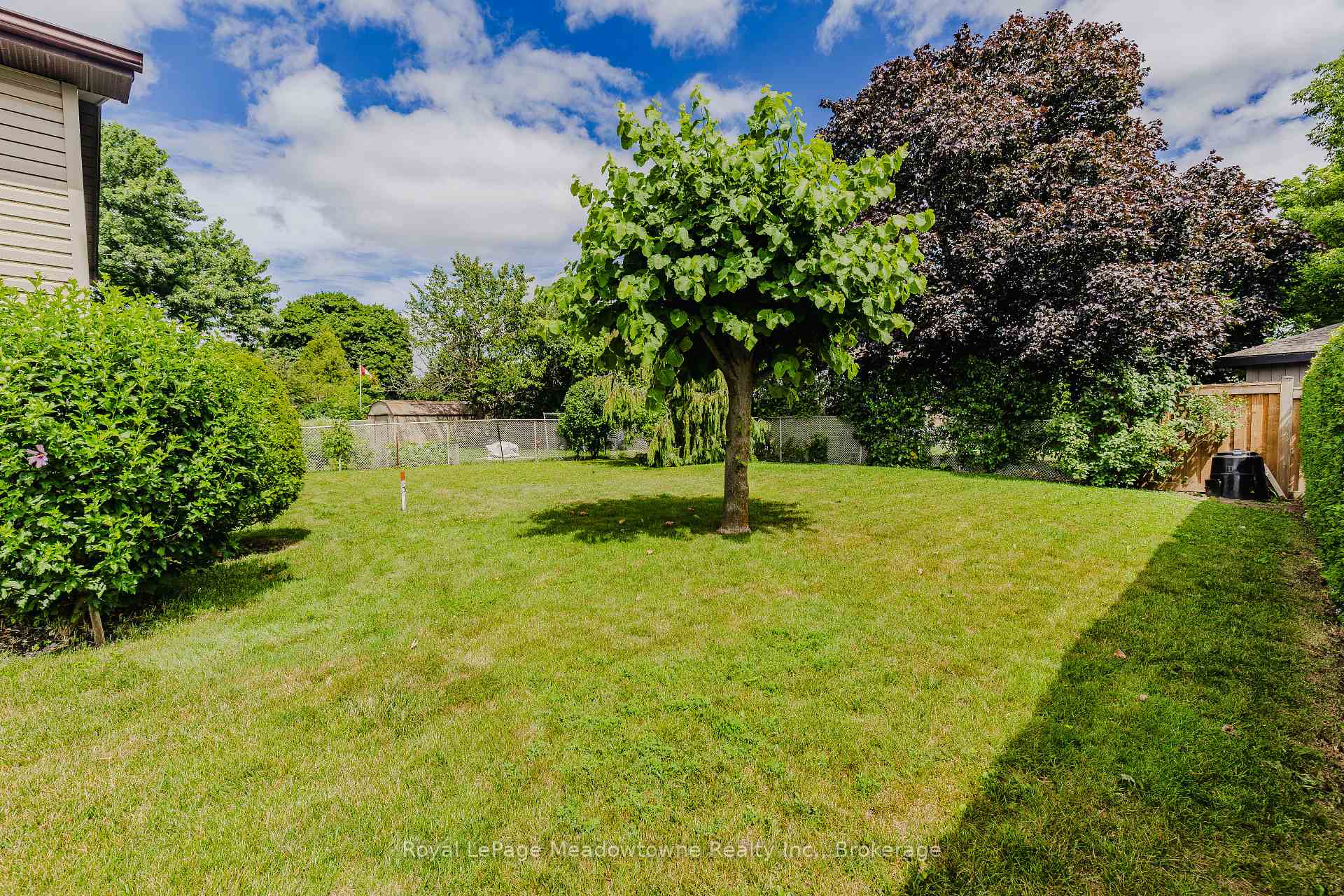 Photo 34 of 840 Cedarbrae Avenue, Milton, Dorset Park — HOMEH