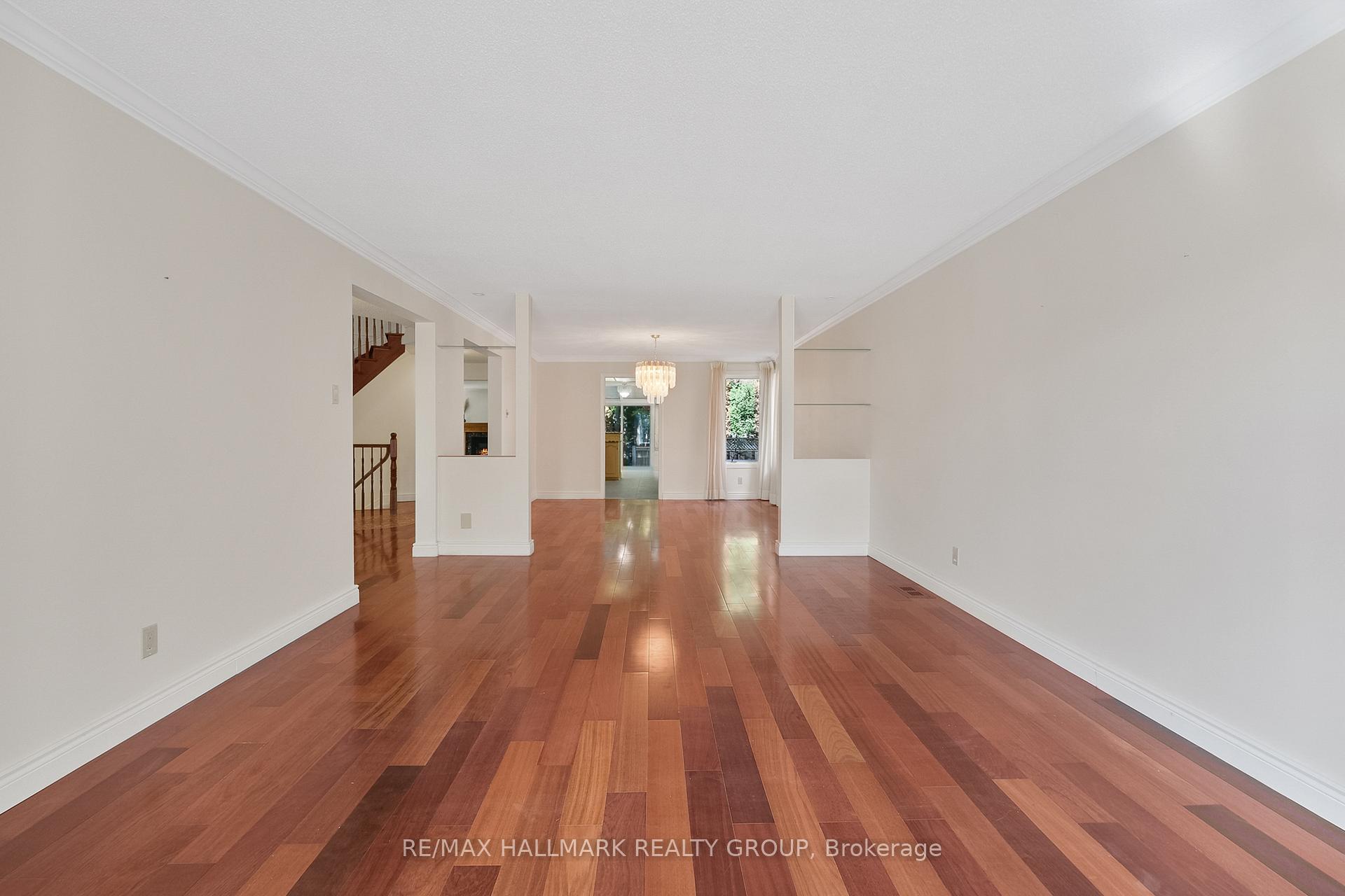 Photo 7 of 6203 Beausejour Drive, Ottawa, Chapel Hill — HOMEH