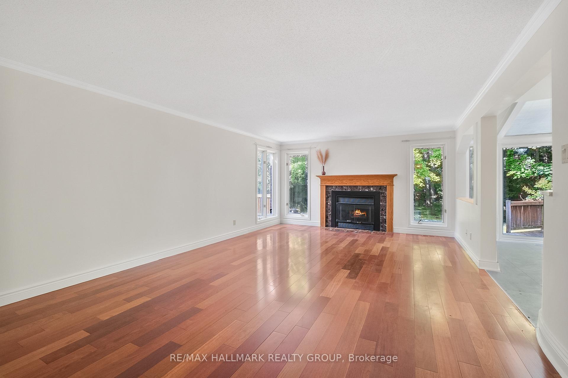 Photo 11 of 6203 Beausejour Drive, Ottawa, Chapel Hill — HOMEH
