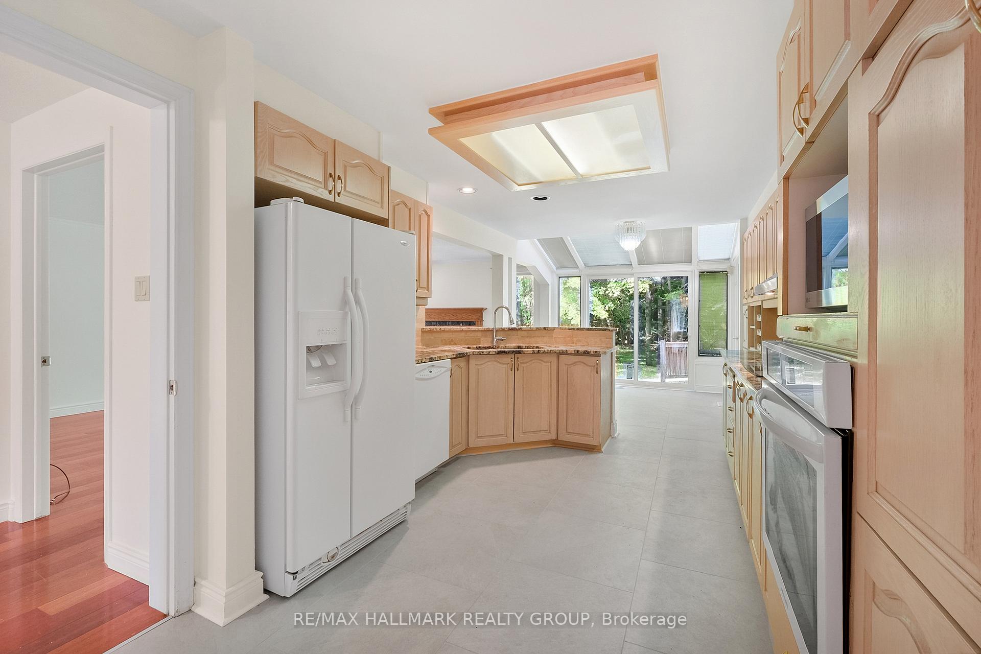 Photo 16 of 6203 Beausejour Drive, Ottawa, Chapel Hill — HOMEH