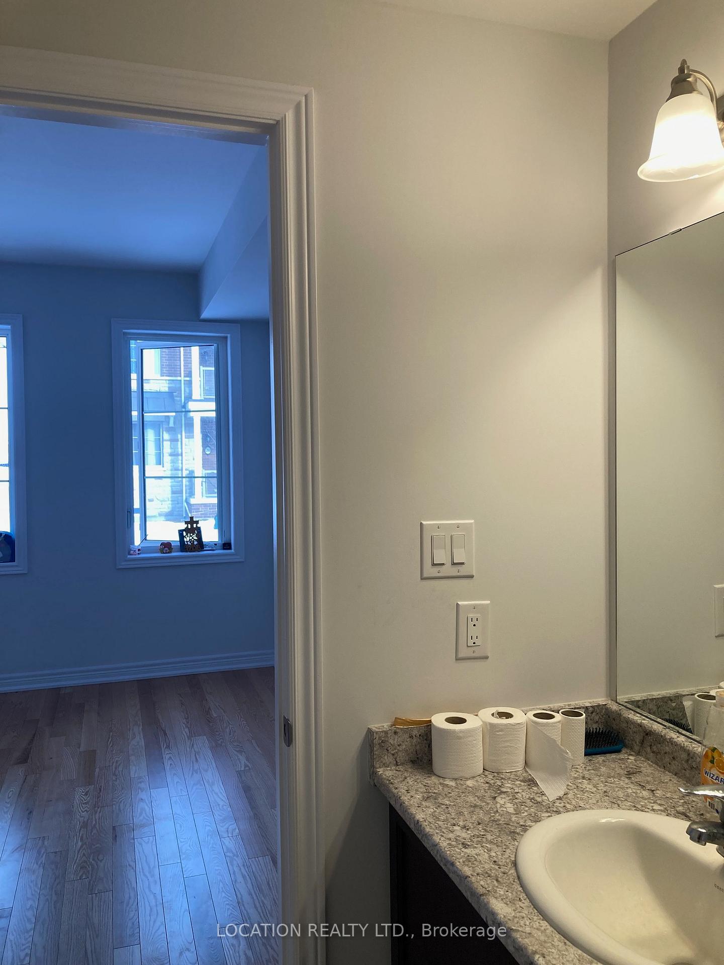 Photo 8 of 23 Bruce Boyd Drive, Markham, Cornell — HOMEH