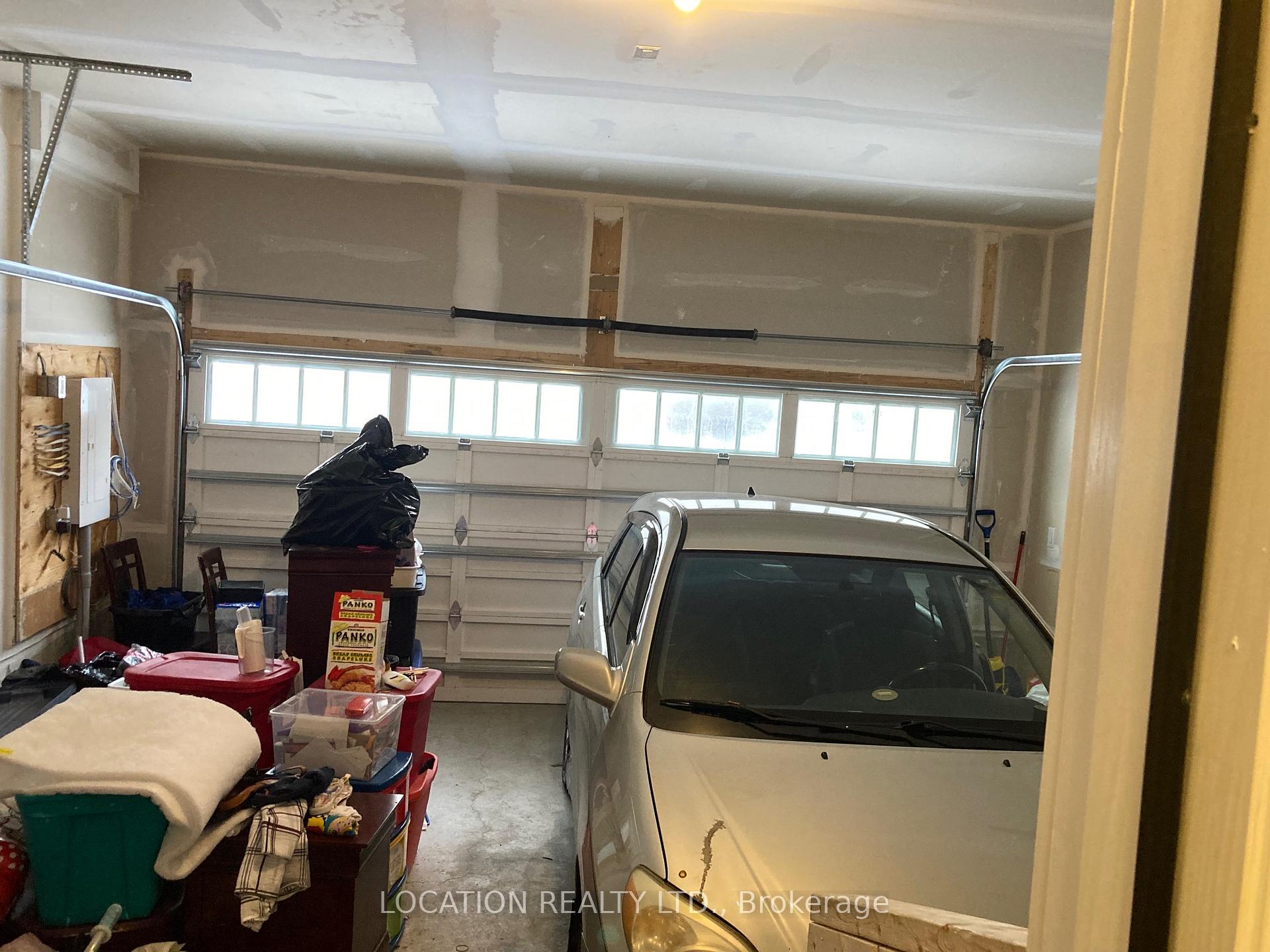 Photo 9 of 23 Bruce Boyd Drive, Markham, Cornell — HOMEH