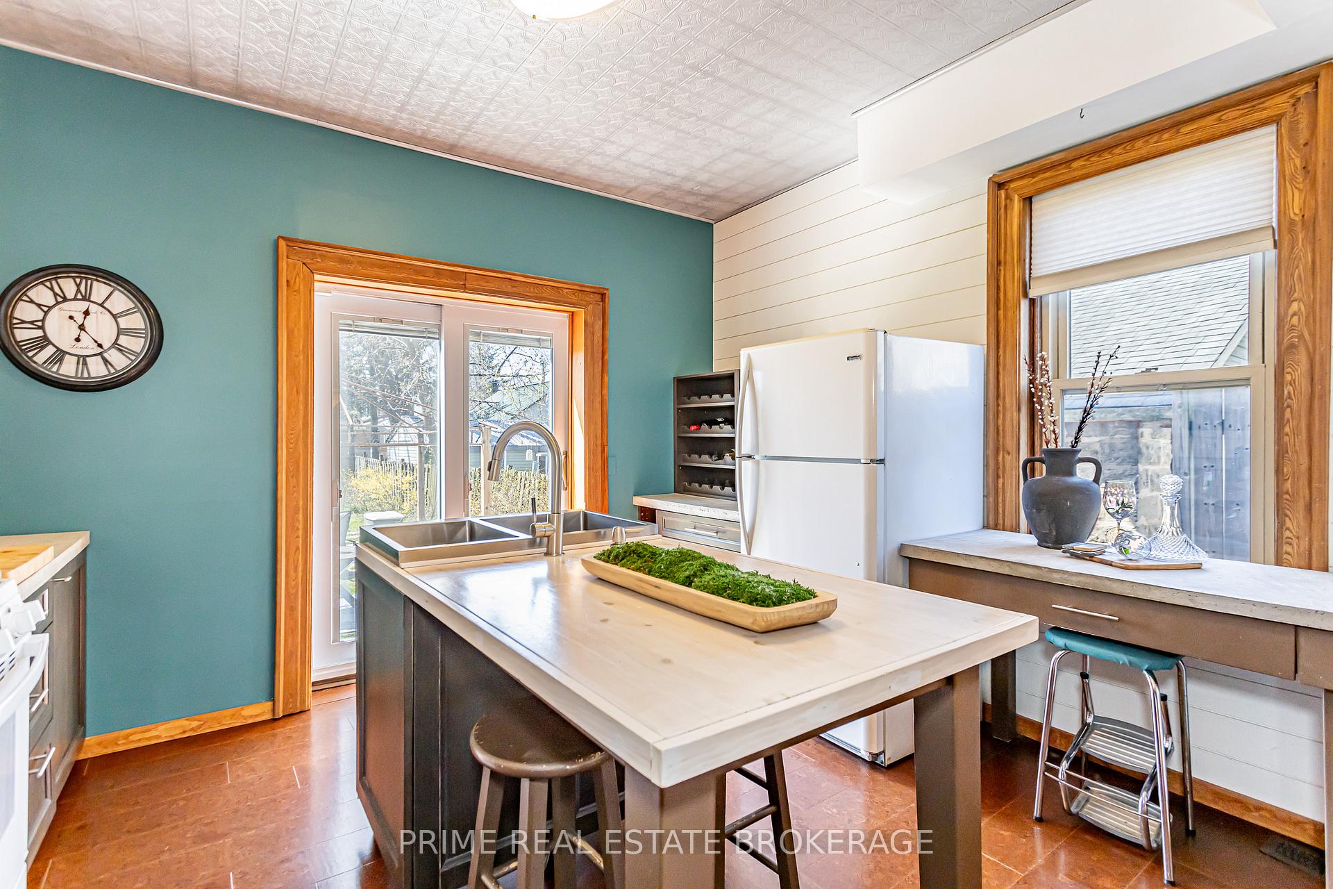 Photo 14 of 175 Broadway Street, North Middlesex, Parkhill — HOMEH