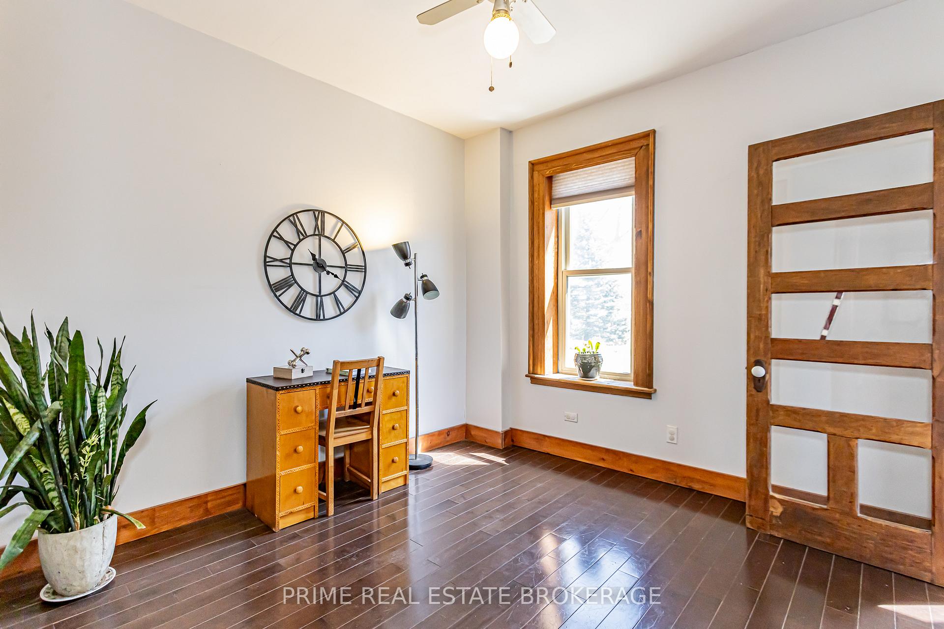 Photo 15 of 175 Broadway Street, North Middlesex, Parkhill — HOMEH