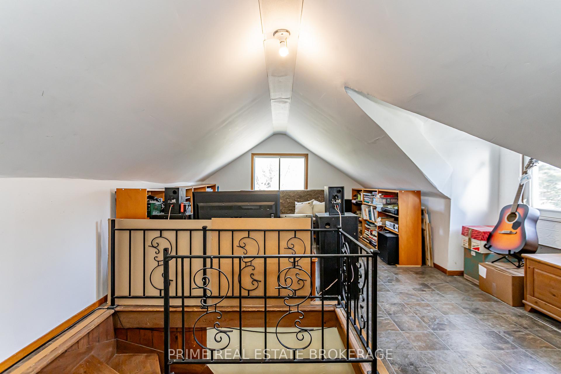 Photo 33 of 175 Broadway Street, North Middlesex, Parkhill — HOMEH