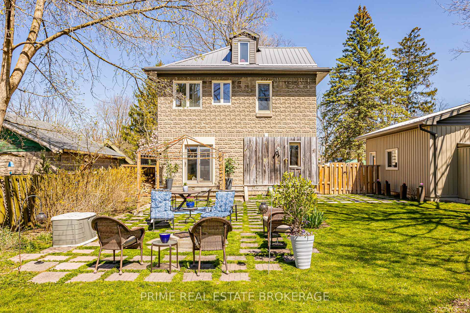 Photo 38 of 175 Broadway Street, North Middlesex, Parkhill — HOMEH