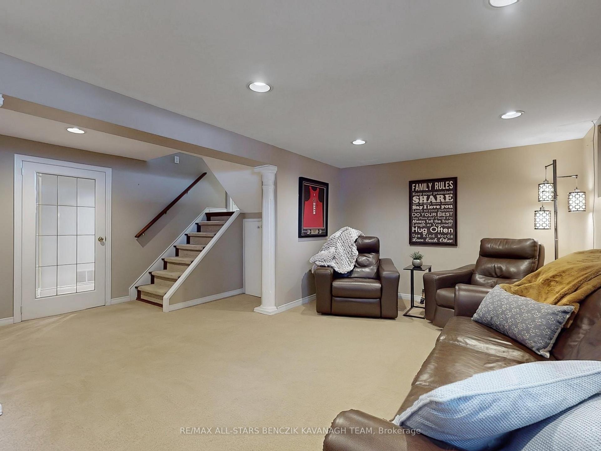 Photo 23 of 6 Riverview Road, Markham, Bullock — HOMEH