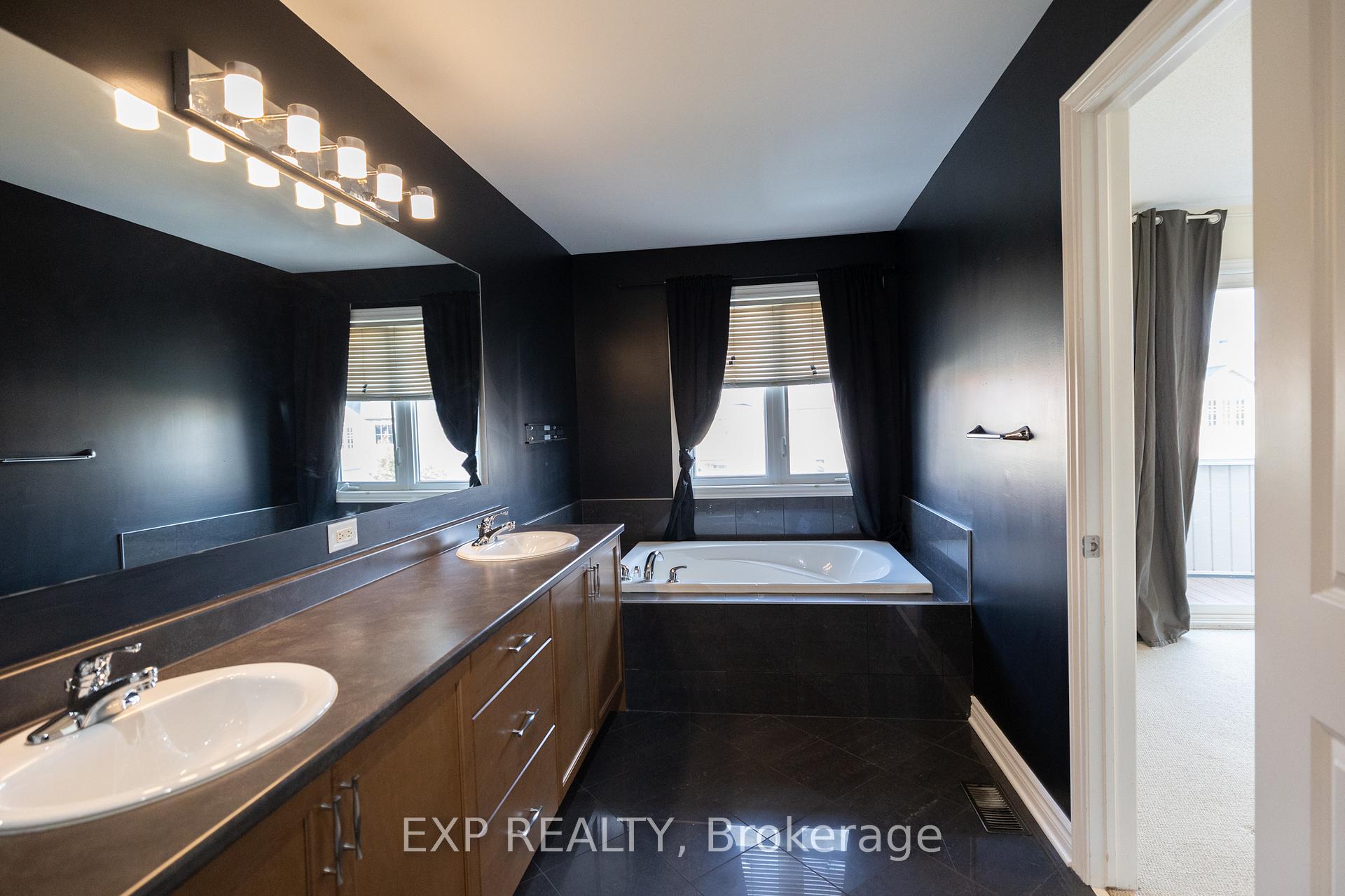 Photo 17 of 134 Whispering Winds Way, Ottawa, Mer Bleue/Bradley Estates/Anderson Park — HOMEH