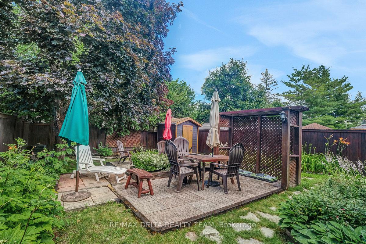 Photo 11 of 6383 St Louis Drive, Ottawa, Hiawatha Park/Convent Glen — HOMEH