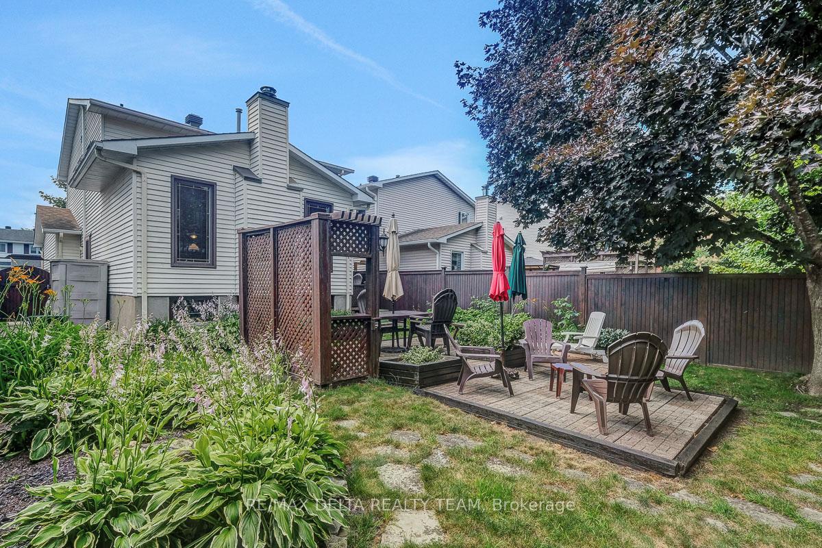 Photo 15 of 6383 St Louis Drive, Ottawa, Hiawatha Park/Convent Glen — HOMEH