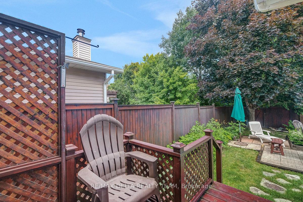 Photo 18 of 6383 St Louis Drive, Ottawa, Hiawatha Park/Convent Glen — HOMEH