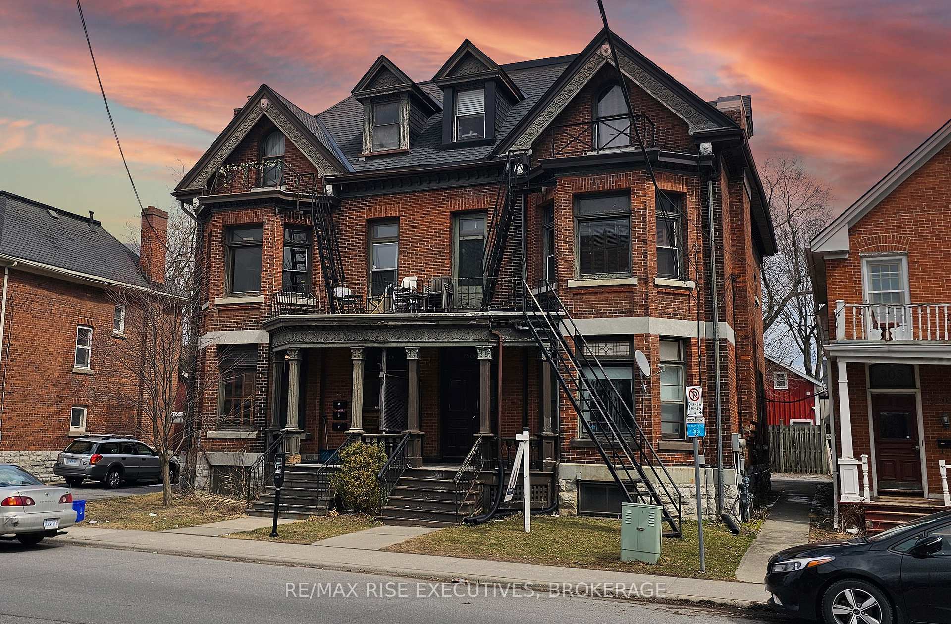 Front of 307 Alfred Street
