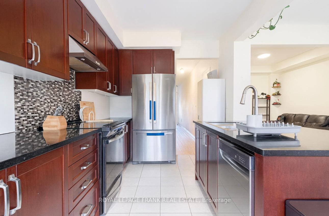 Photo 9 of 1185 Kettering Drive, Oshawa, Eastdale — HOMEH