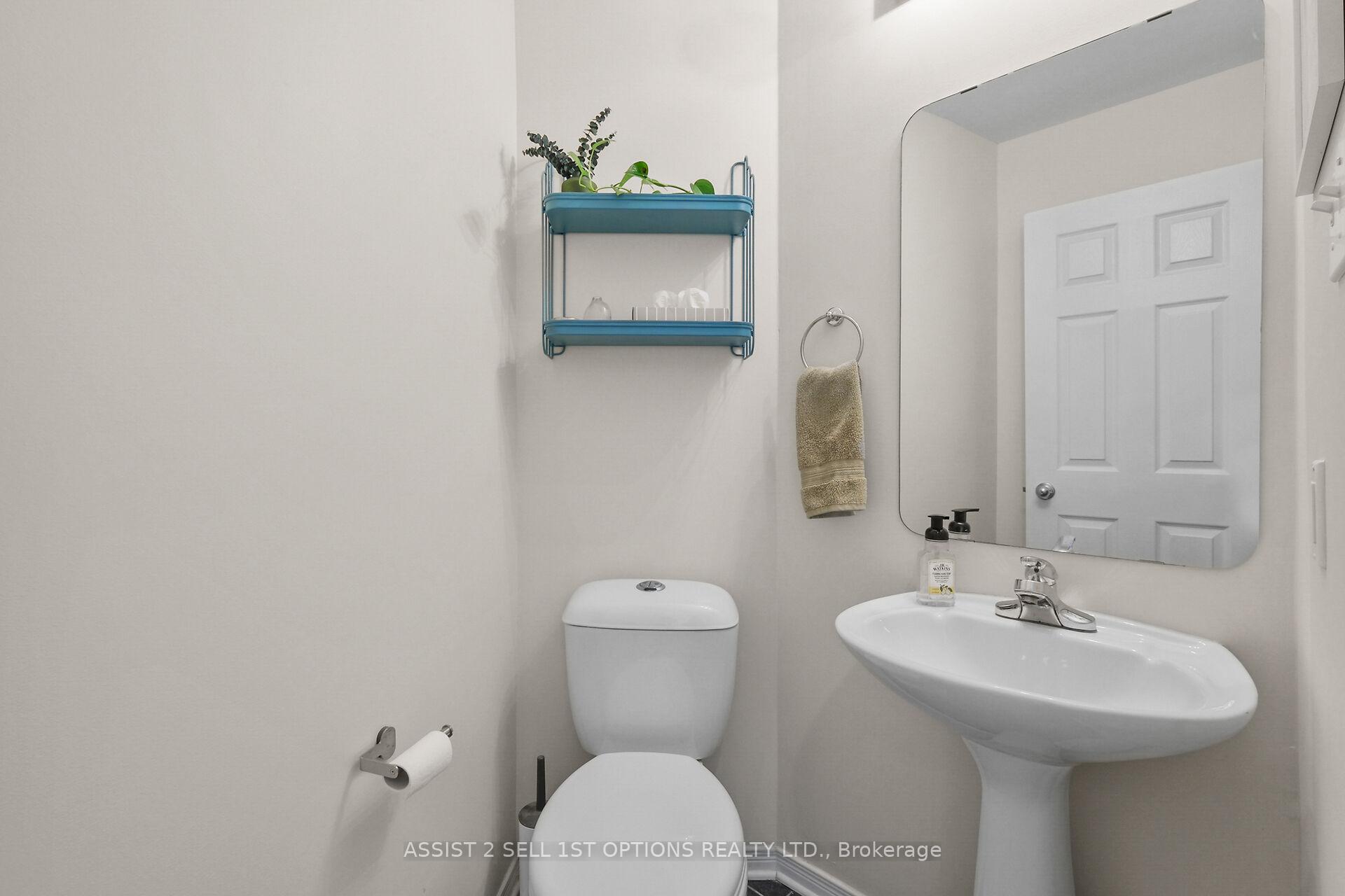 Photo 4 of 48 College Circle, Ottawa, Castle Heights/Rideau High — HOMEH