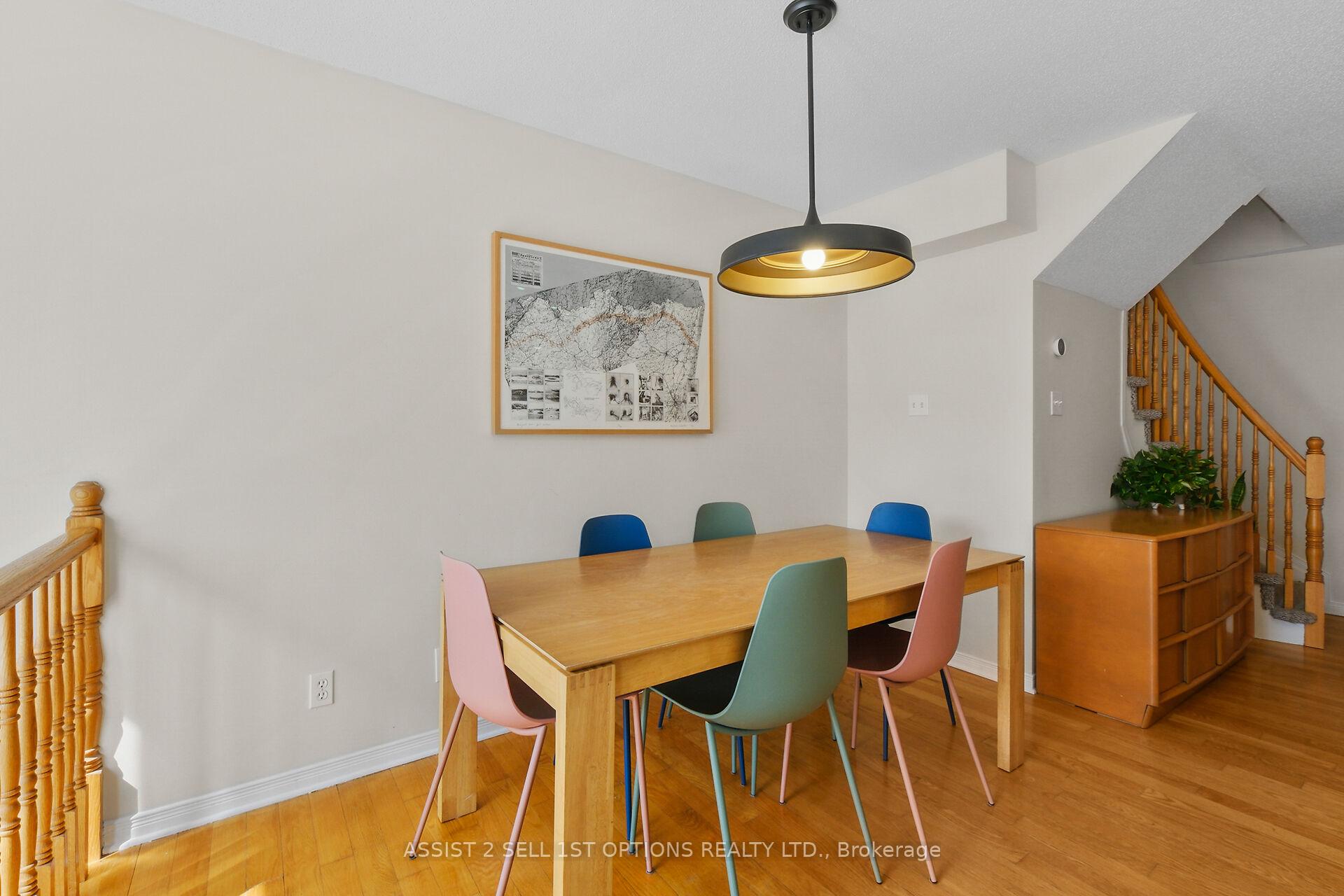 Photo 10 of 48 College Circle, Ottawa, Castle Heights/Rideau High — HOMEH