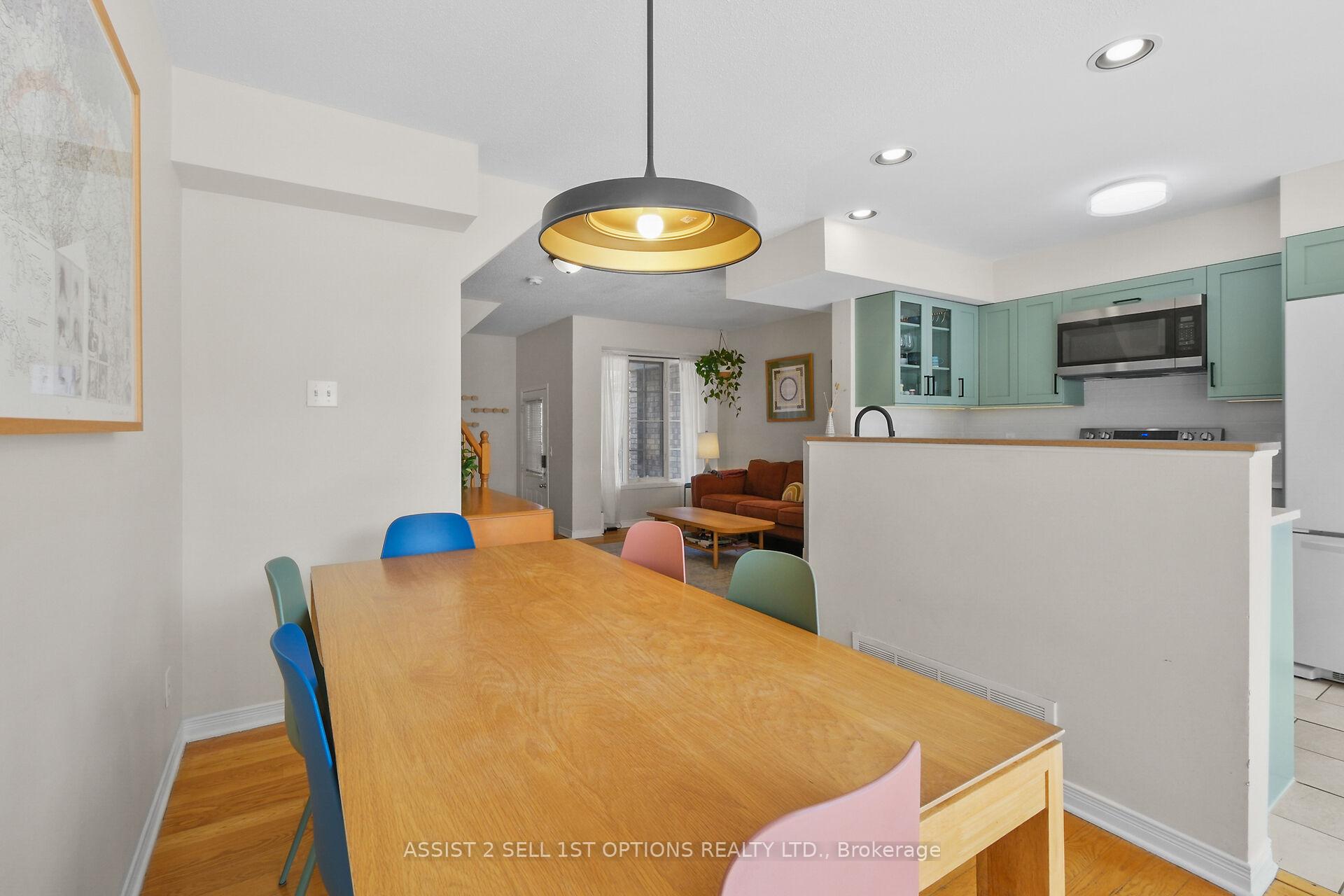 Photo 11 of 48 College Circle, Ottawa, Castle Heights/Rideau High — HOMEH