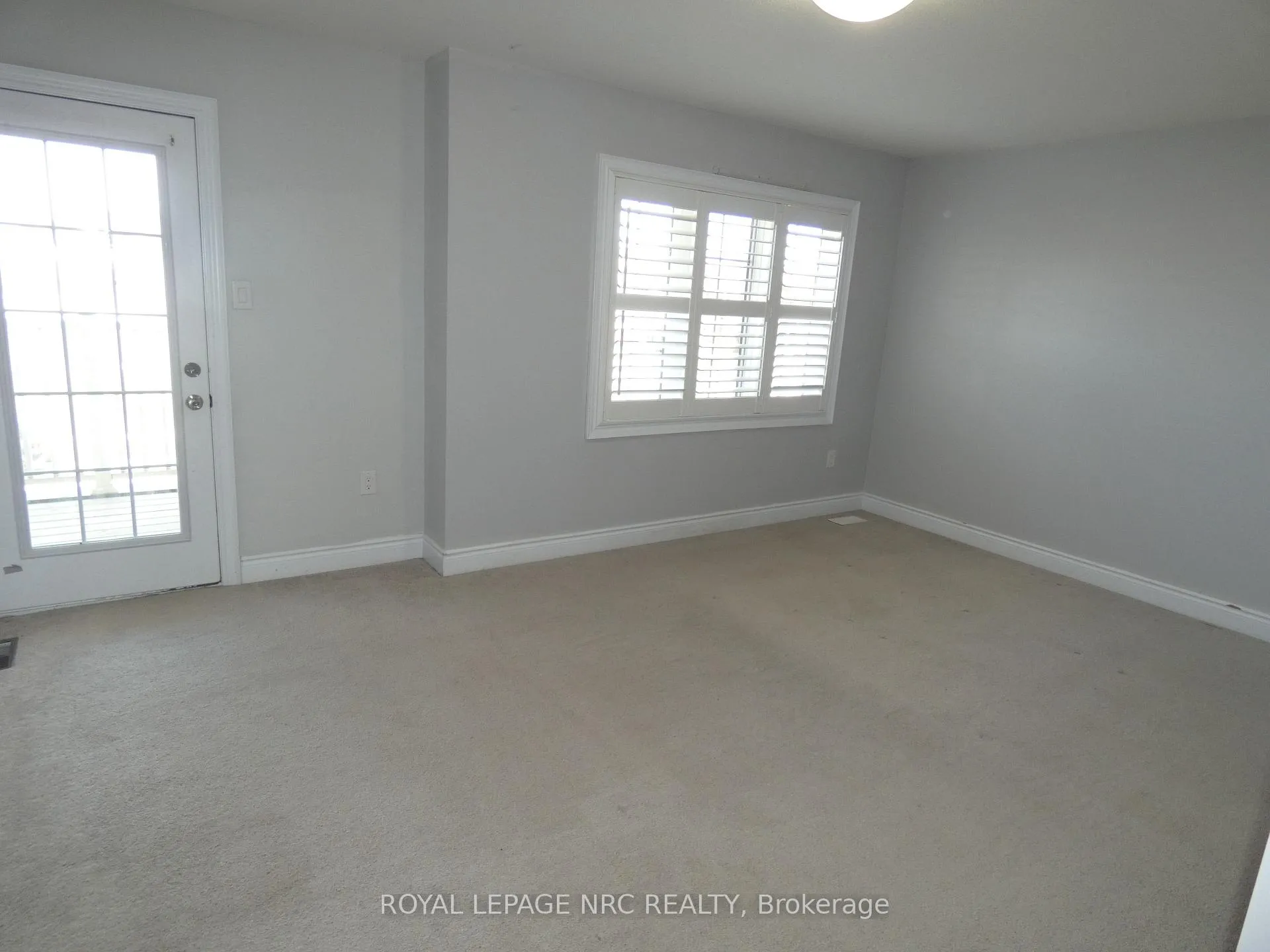 Photo 12 of 7857 Sassafras Trail, Niagara Falls, Brown — HOMEH