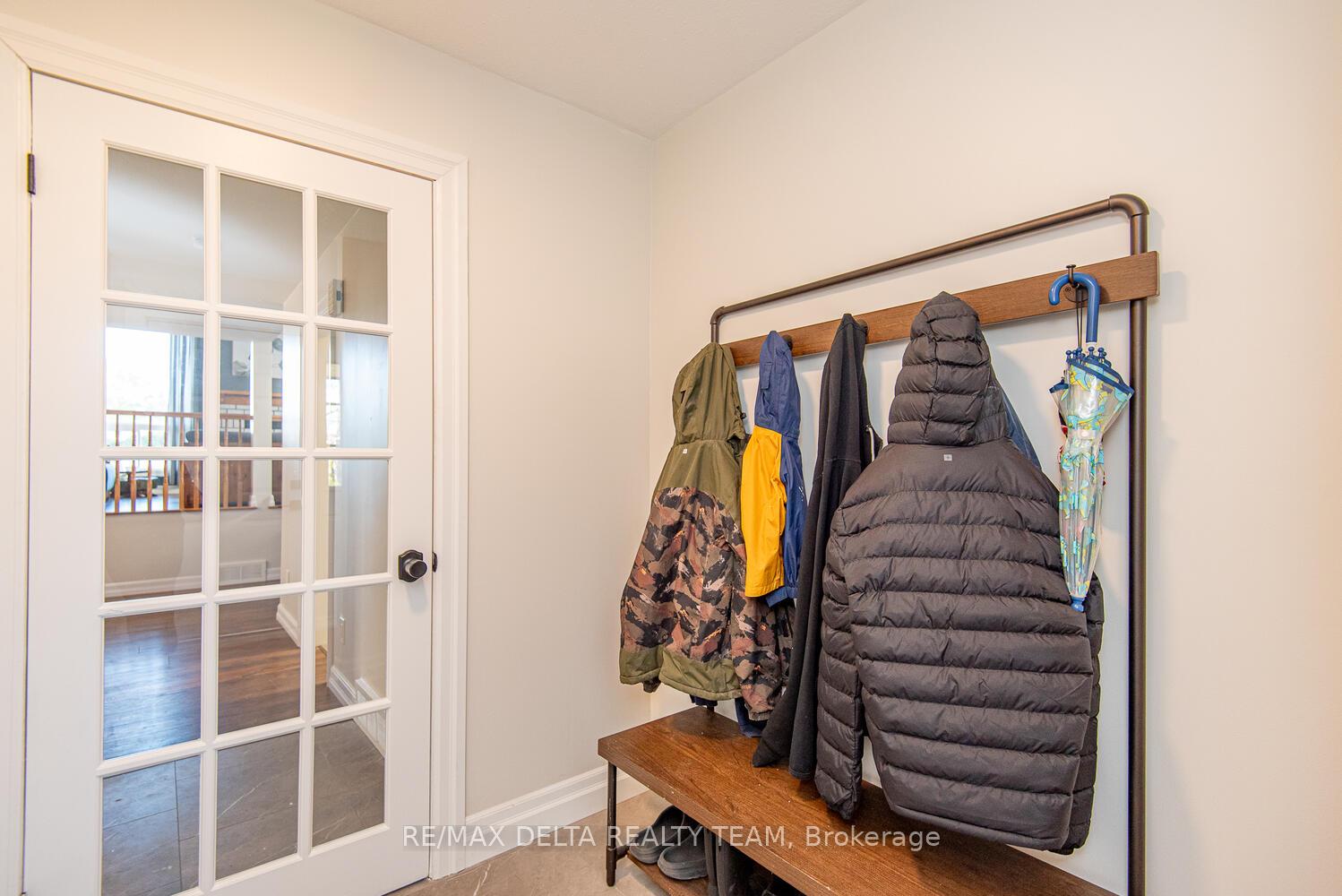 Photo 3 of 276 Turnstone Court, Ottawa, Chatelaine Village — HOMEH