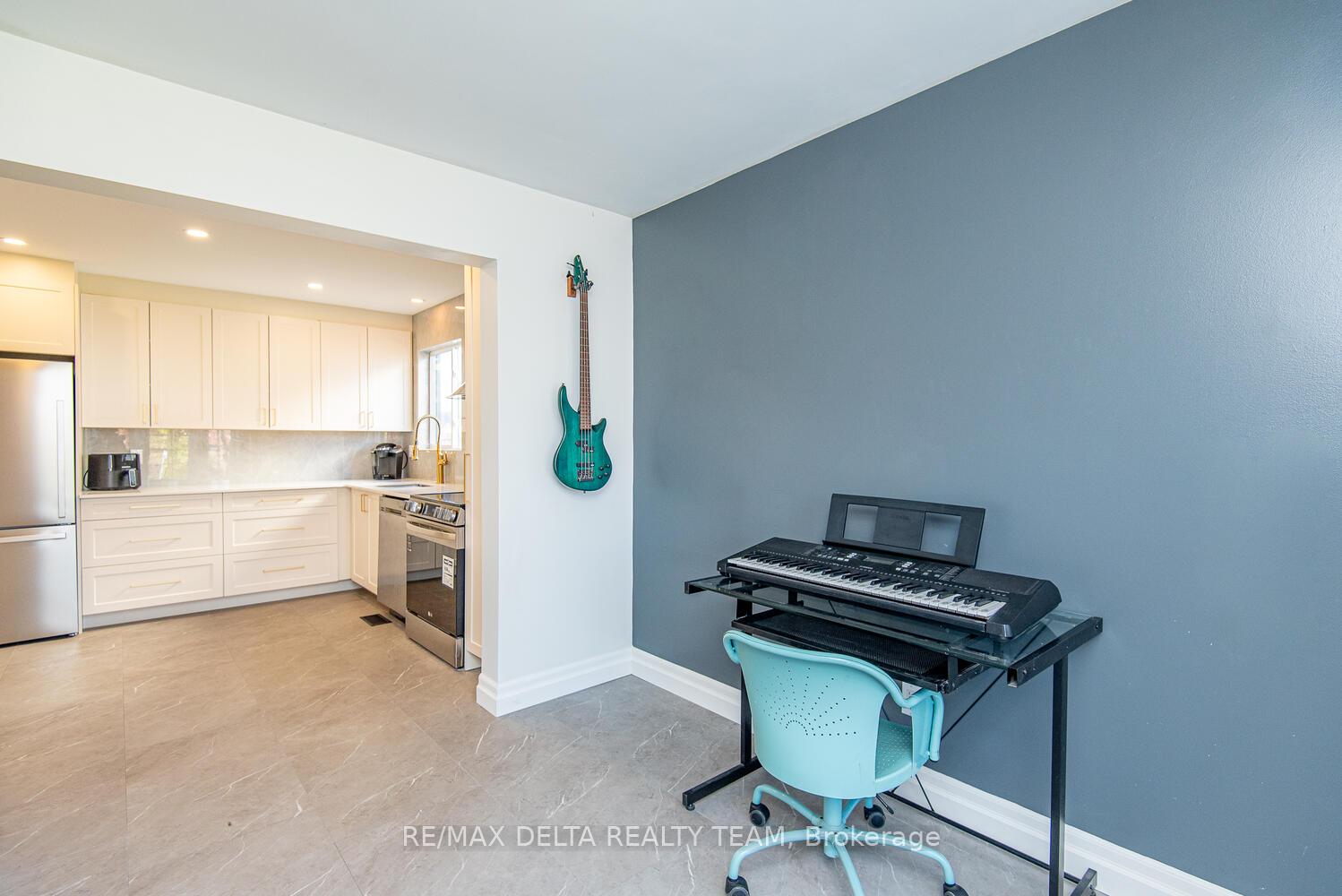 Photo 9 of 276 Turnstone Court, Ottawa, Chatelaine Village — HOMEH