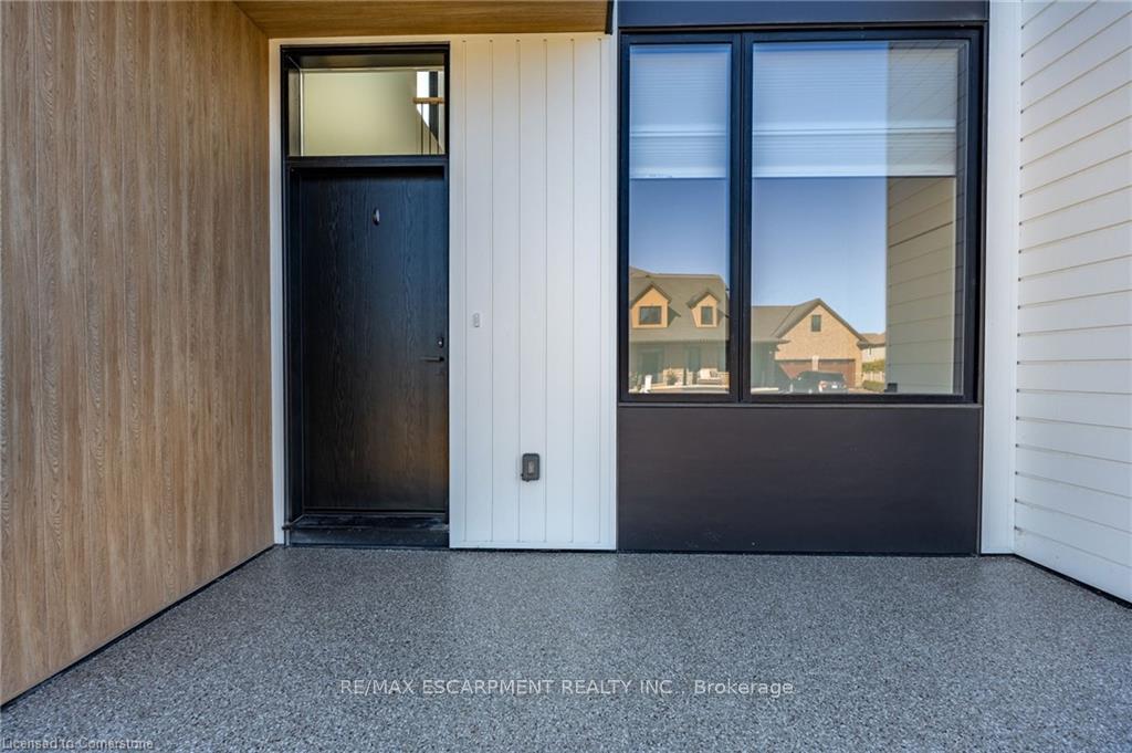 Photo 3 of 98 Lametti Drive, Pelham, Fonthill — HOMEH