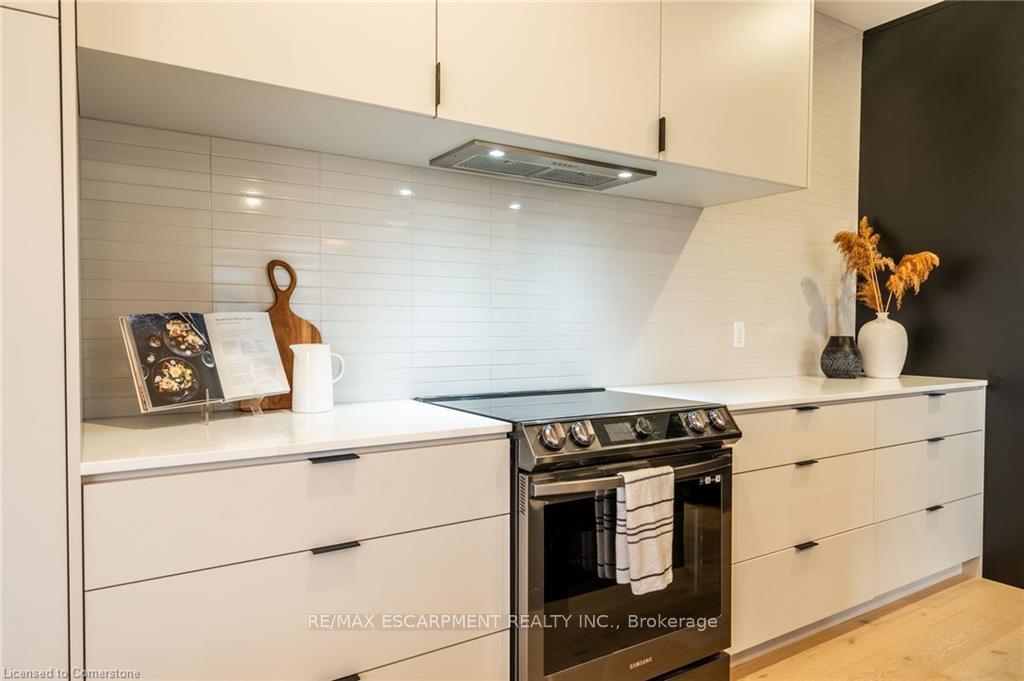 Photo 26 of 98 Lametti Drive, Pelham, Fonthill — HOMEH