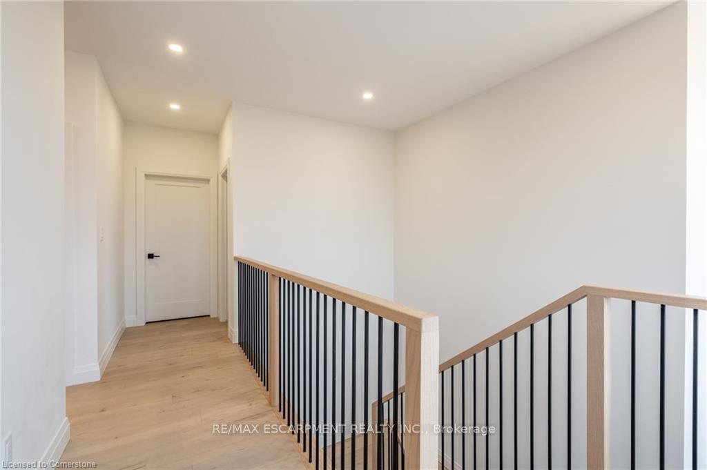 Photo 30 of 98 Lametti Drive, Pelham, Fonthill — HOMEH