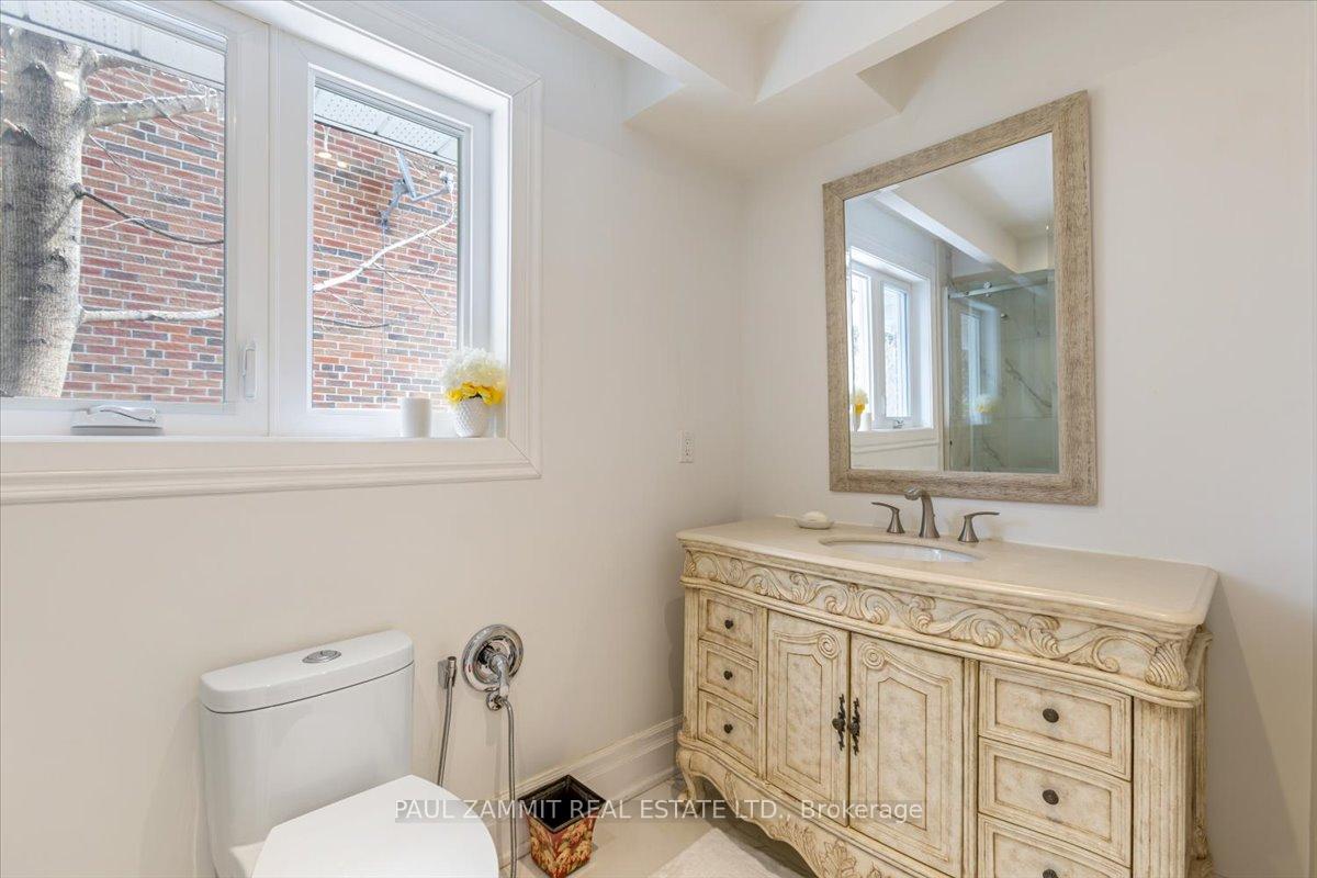 Photo 10 of 6 Cedar Forest Court, Markham, Royal Orchard — HOMEH