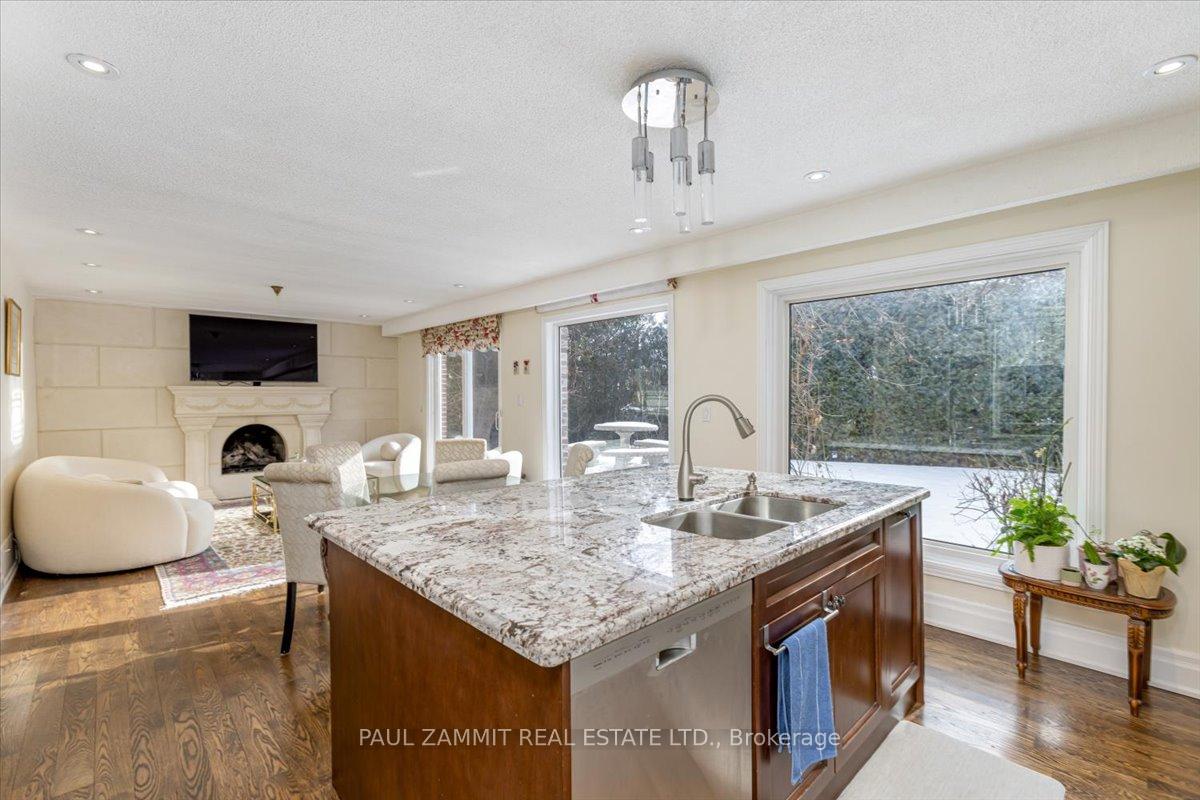 Photo 15 of 6 Cedar Forest Court, Markham, Royal Orchard — HOMEH