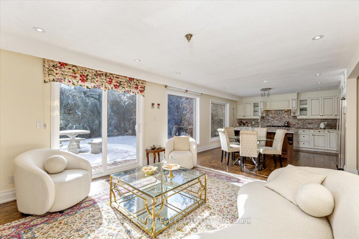 Photo 18 of 6 Cedar Forest Court, Markham, Royal Orchard — HOMEH