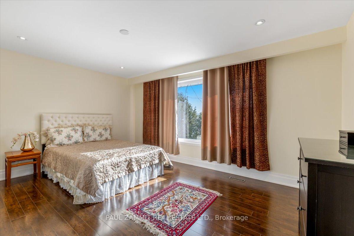 Photo 21 of 6 Cedar Forest Court, Markham, Royal Orchard — HOMEH