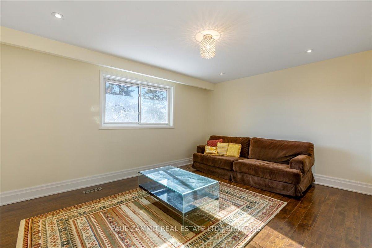 Photo 24 of 6 Cedar Forest Court, Markham, Royal Orchard — HOMEH