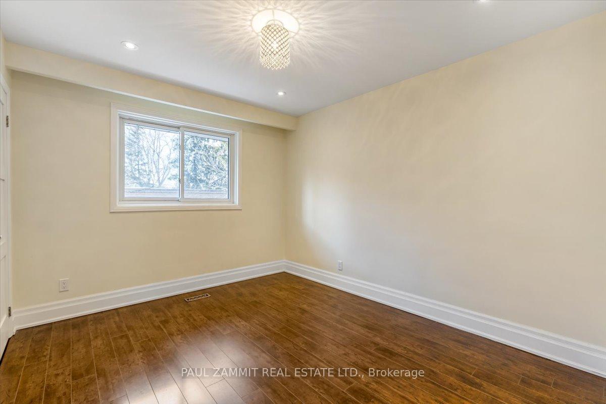 Photo 25 of 6 Cedar Forest Court, Markham, Royal Orchard — HOMEH