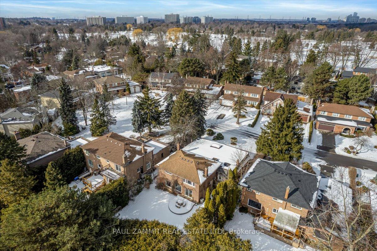 Photo 32 of 6 Cedar Forest Court, Markham, Royal Orchard — HOMEH