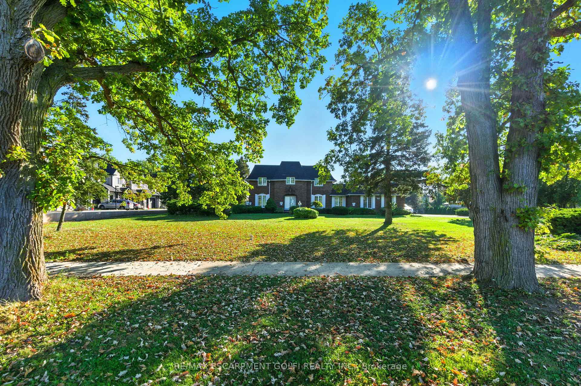 Photo 7 of 6916 Garner Road, Niagara Falls, Forestview — HOMEH