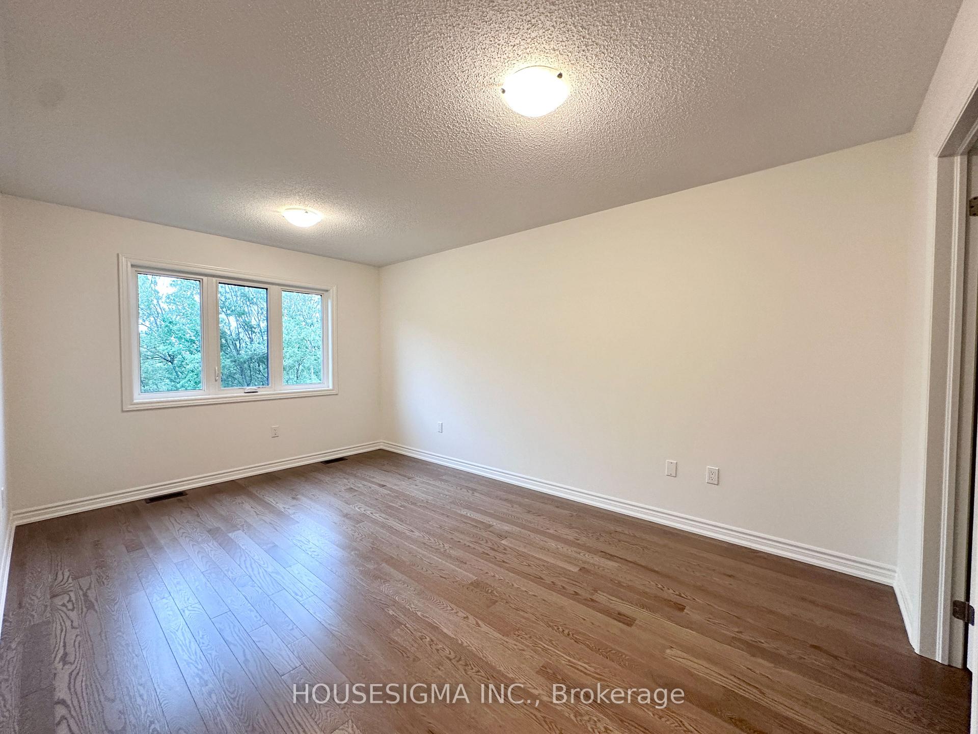 Photo 16 of 549 Celandine Terrace, Milton, Walker — HOMEH