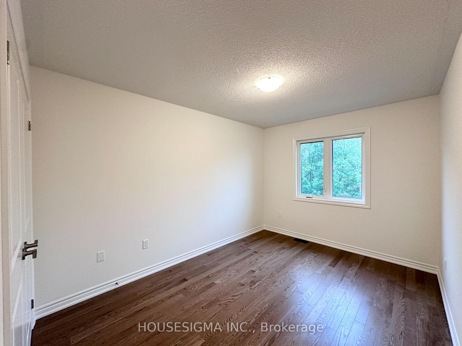 Photo 33 of 549 Celandine Terrace, Milton, Walker — HOMEH