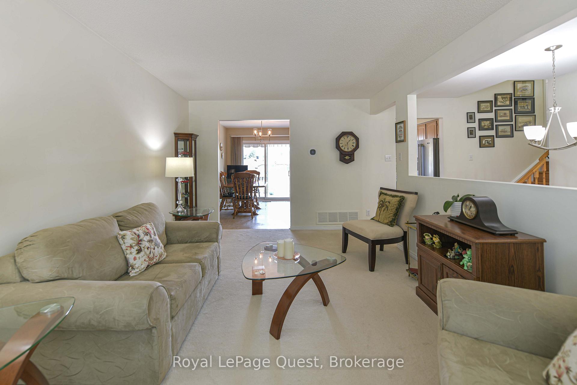 Photo 7 of 4 Chestnut Place, Orillia — HOMEH